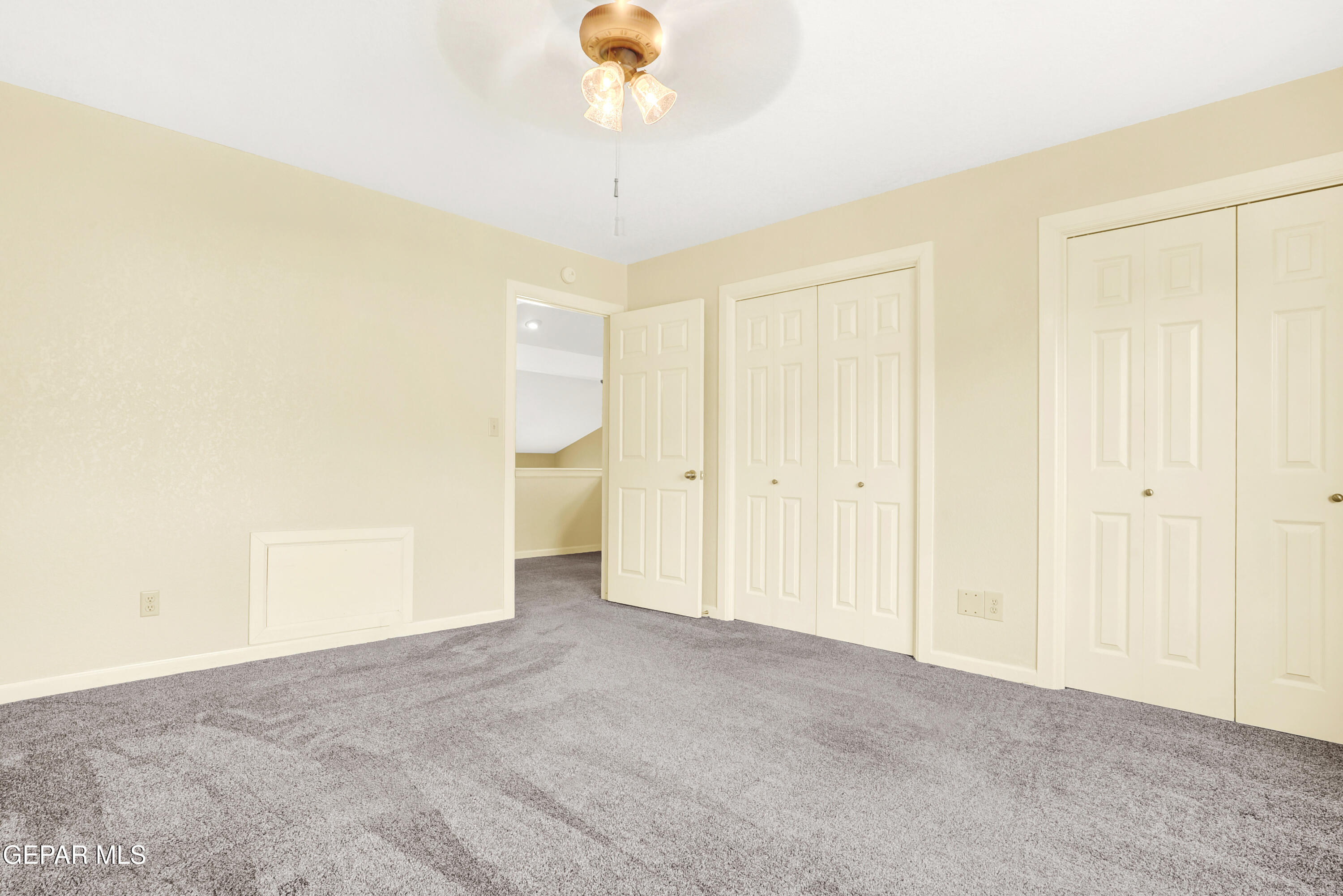 652 COPPERFIELD Lane