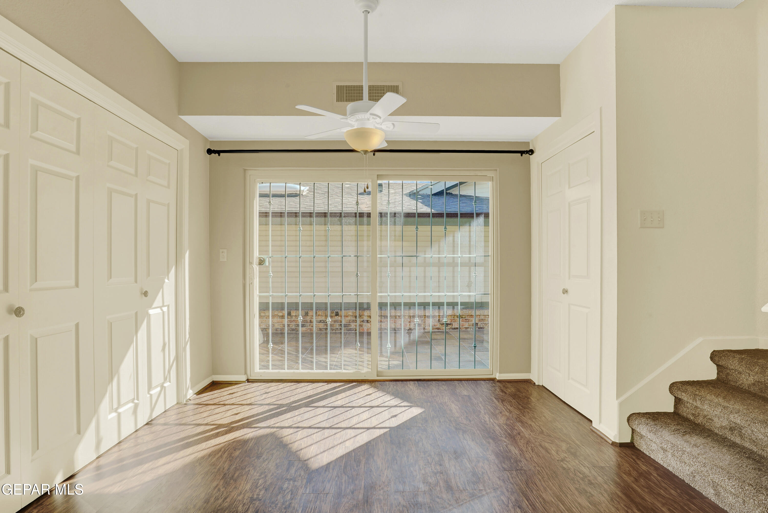 652 COPPERFIELD Lane