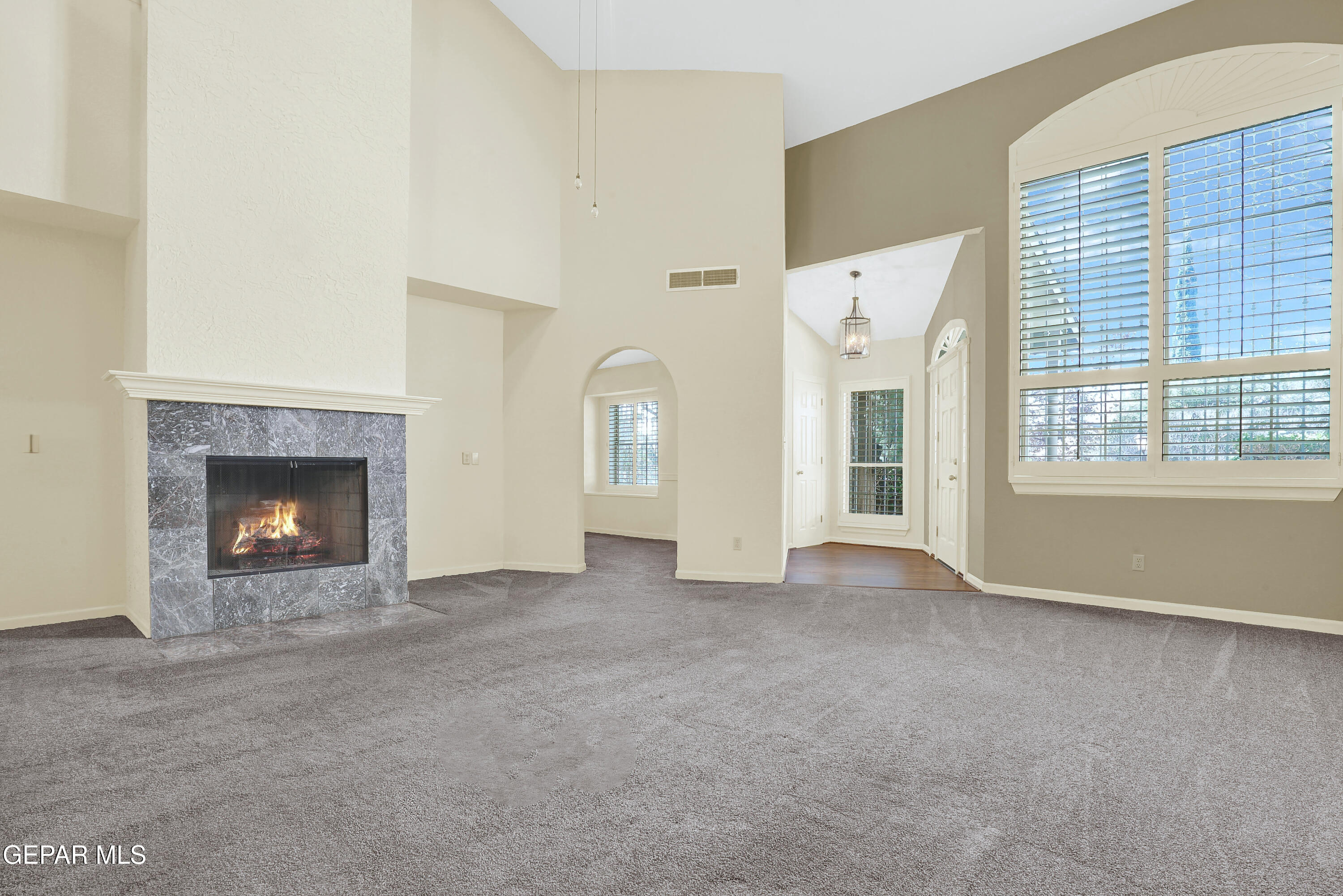 652 COPPERFIELD Lane