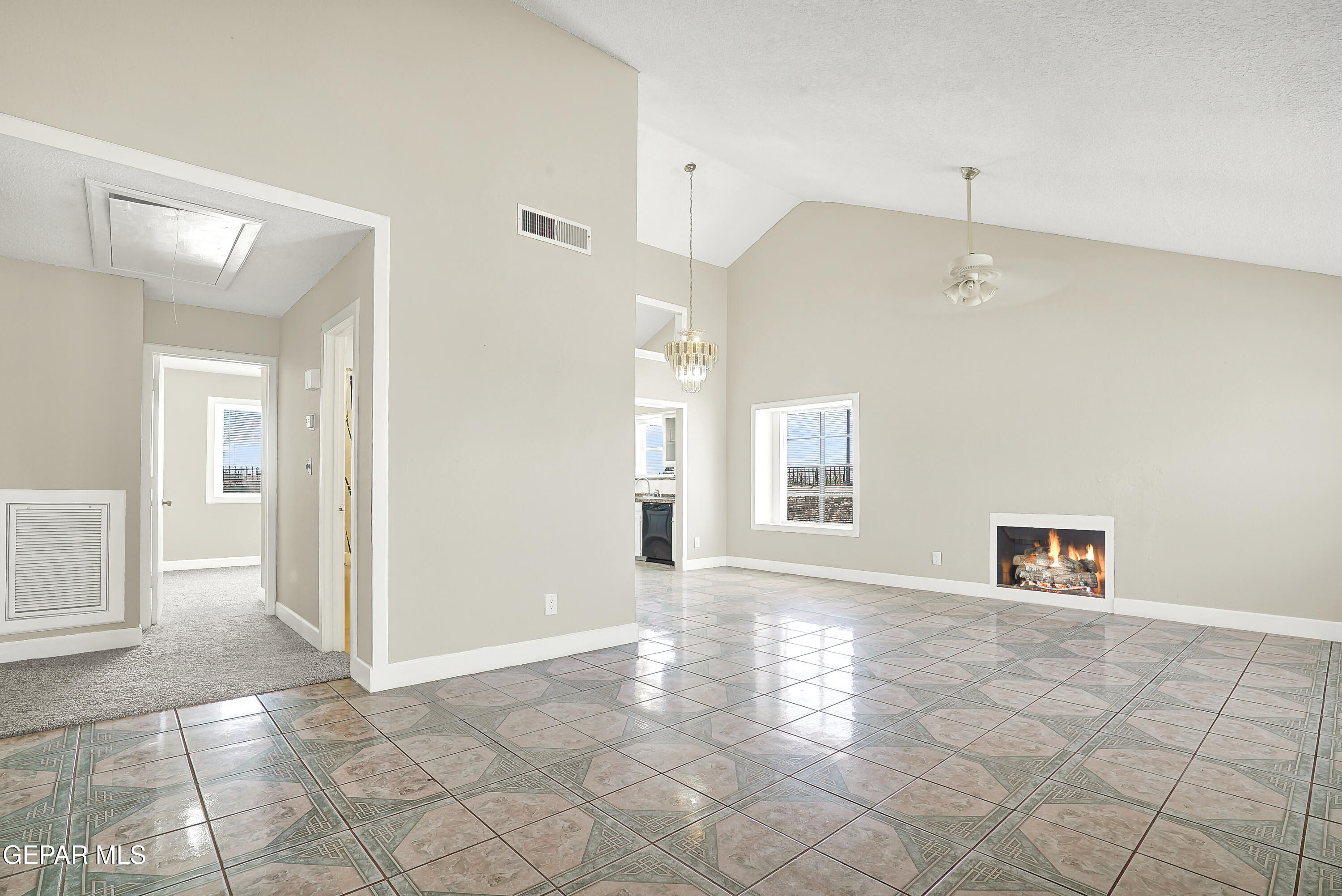 500 WOODBINE Lane