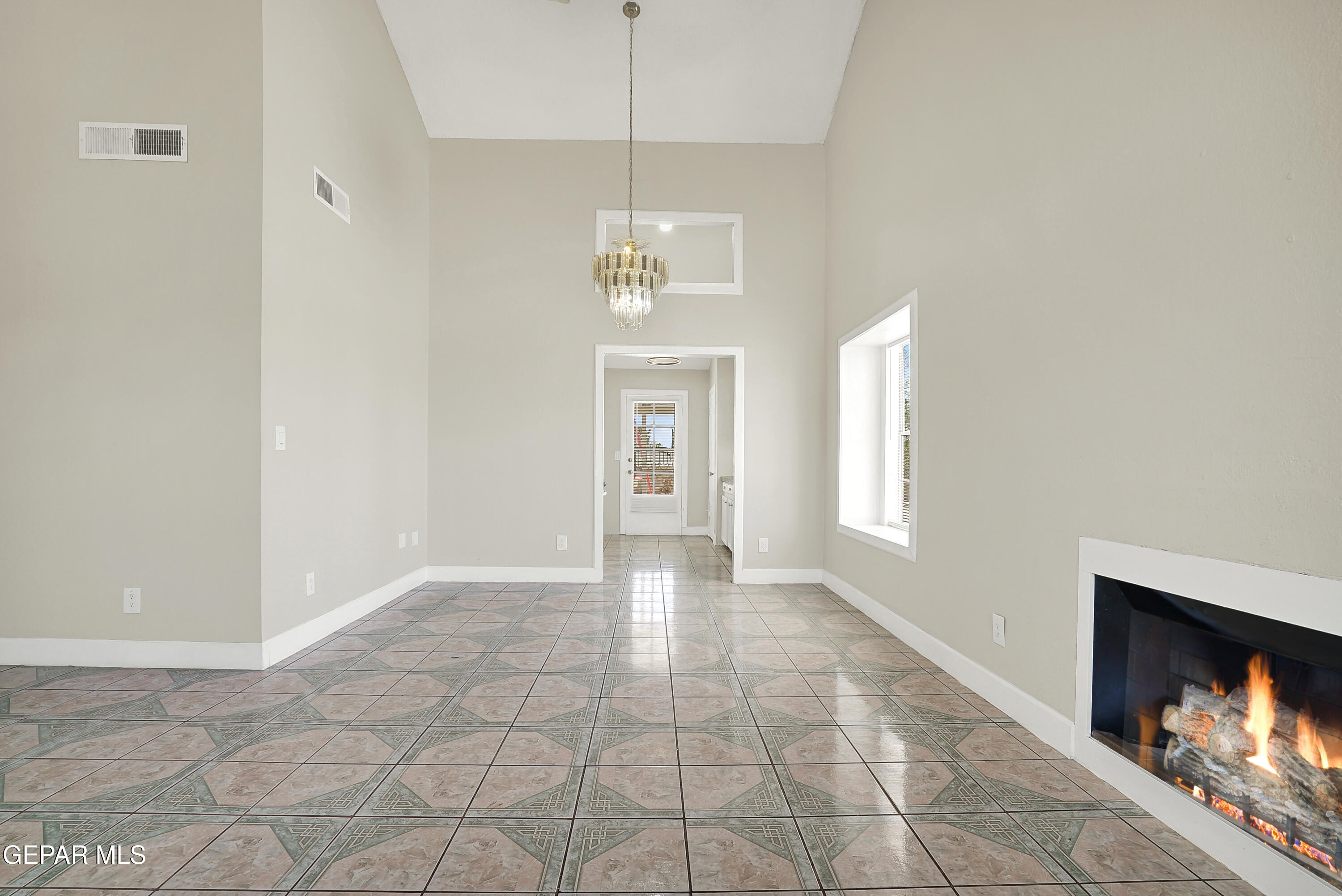 500 WOODBINE Lane
