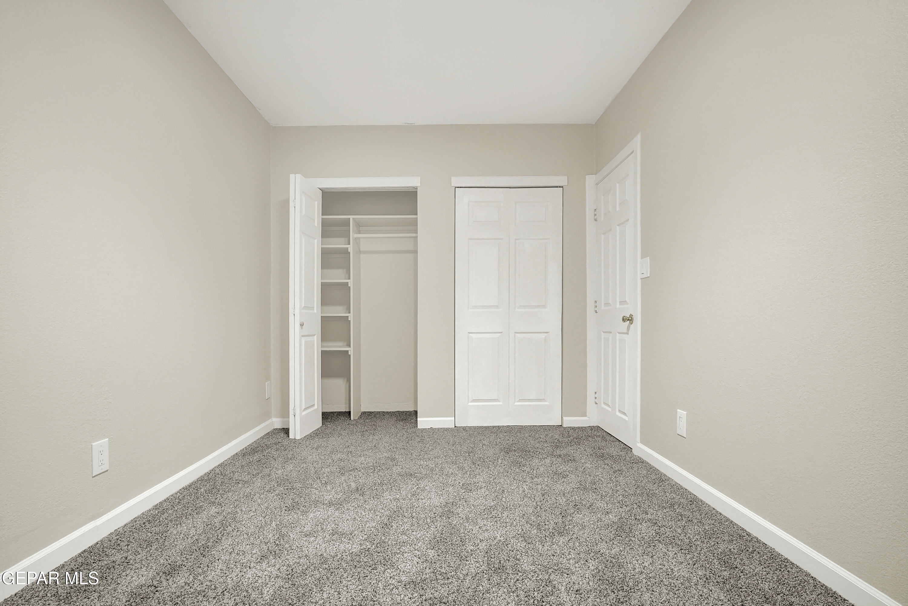 500 WOODBINE Lane