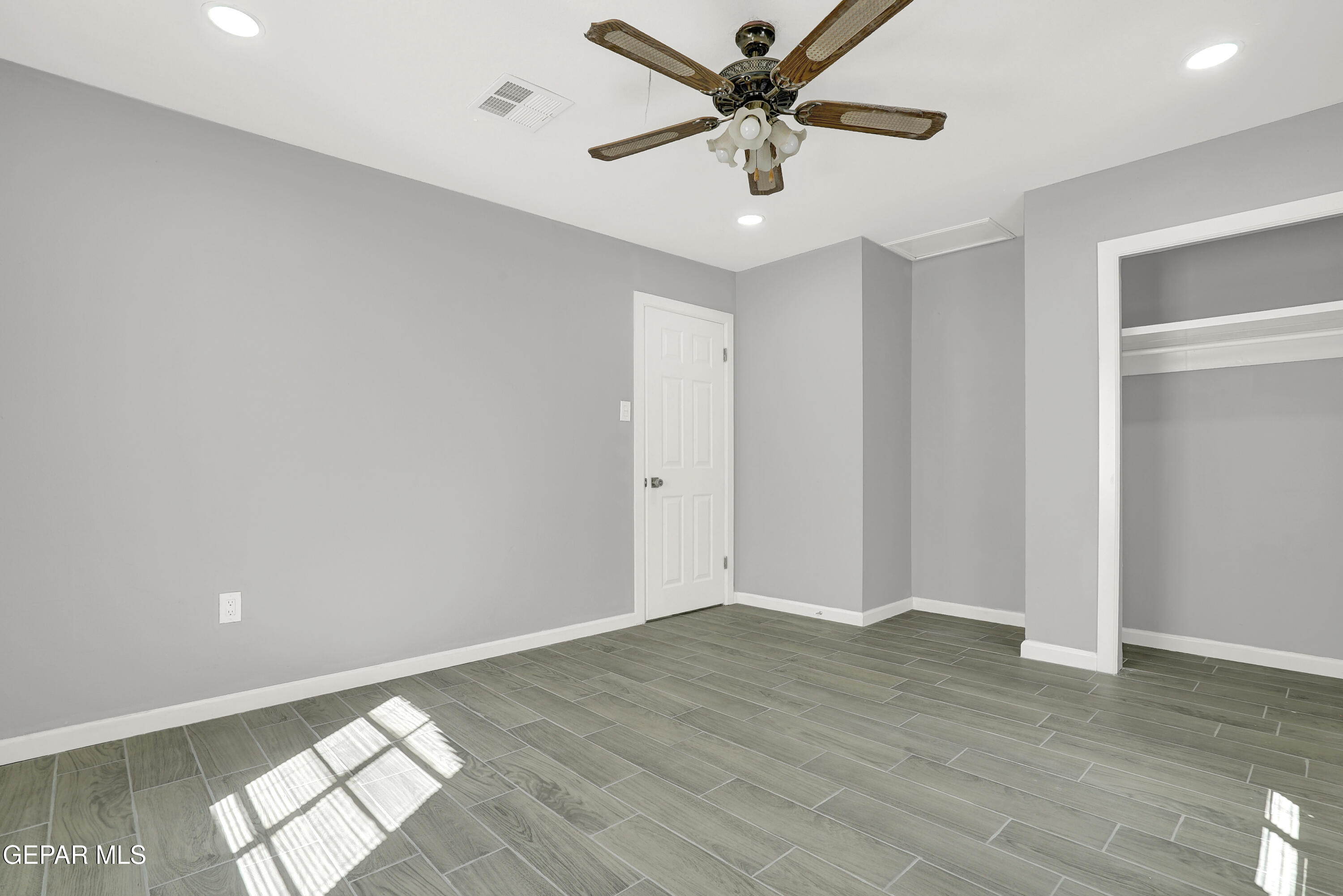 226 S CAROLINA Drive