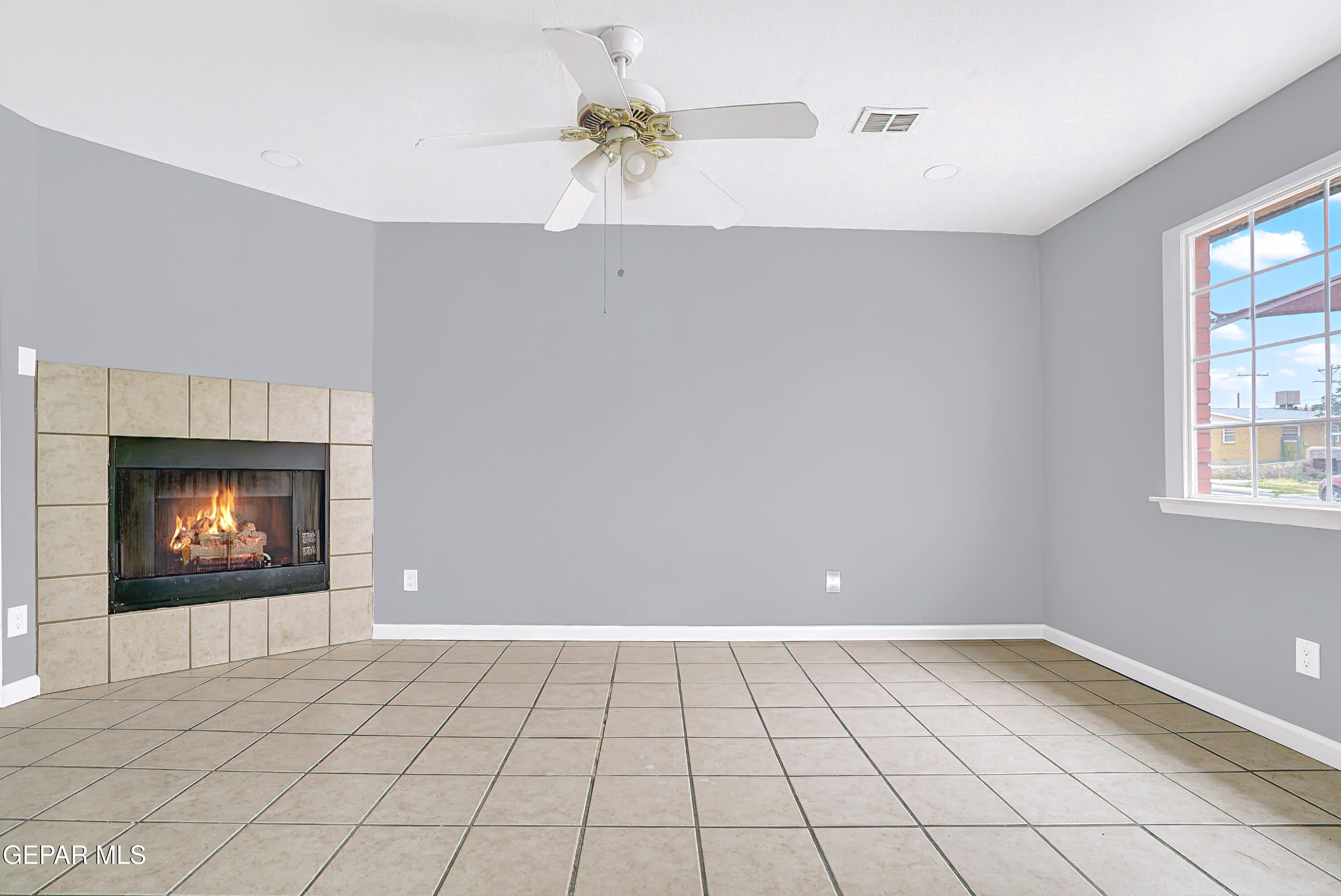 4309 MOBILE Avenue, A
