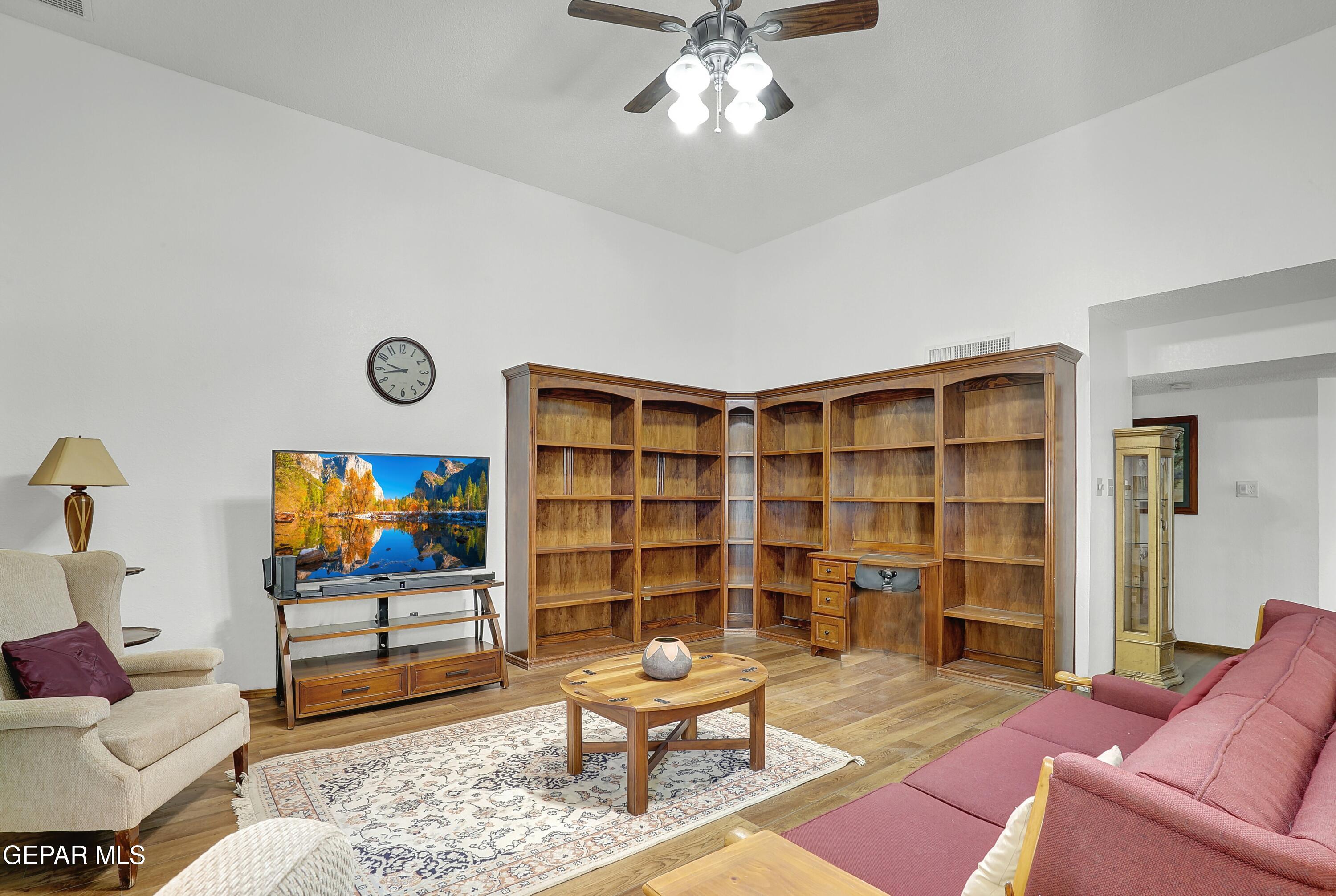 6541 LOMA DE CRISTO Drive