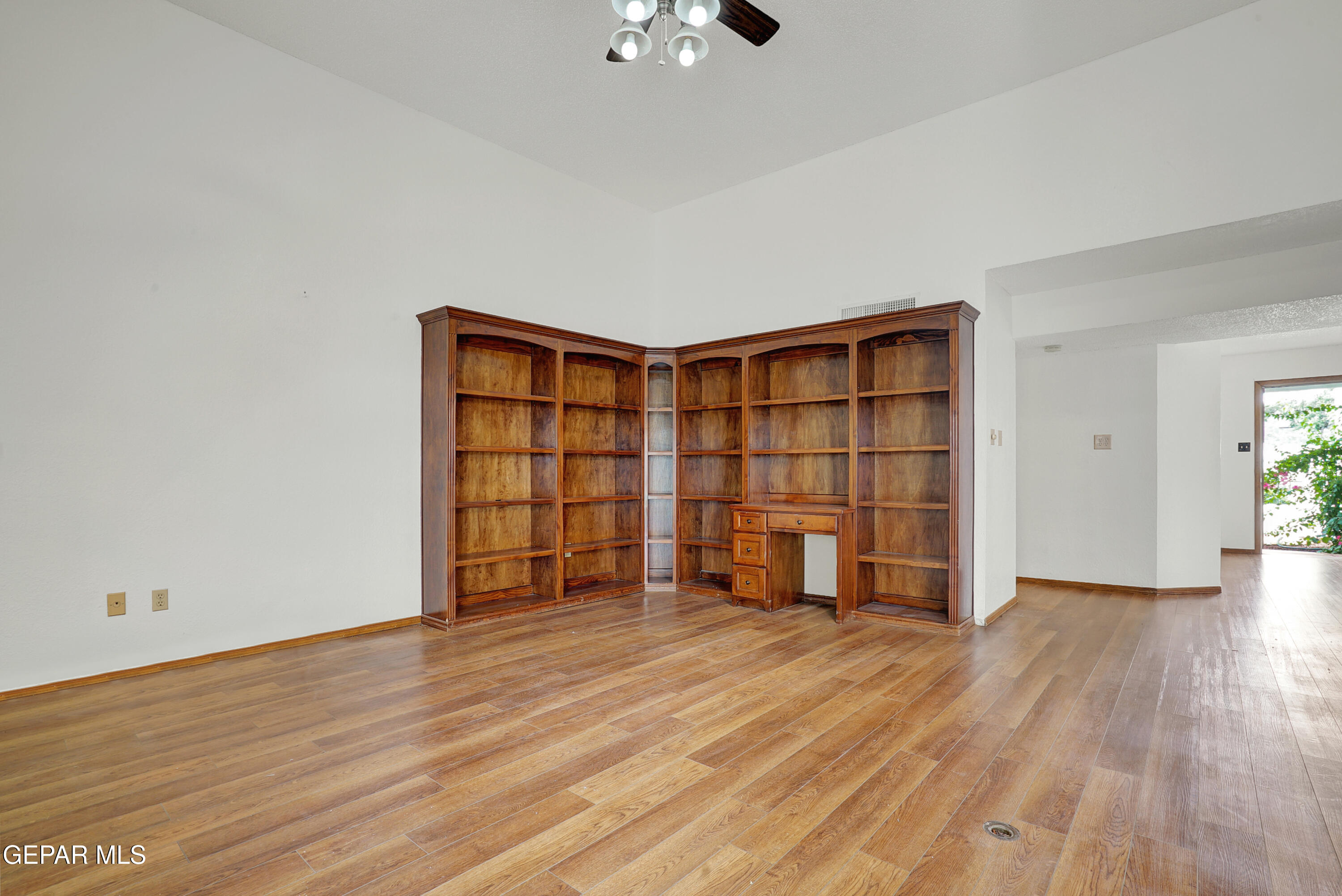 6541 LOMA DE CRISTO Drive