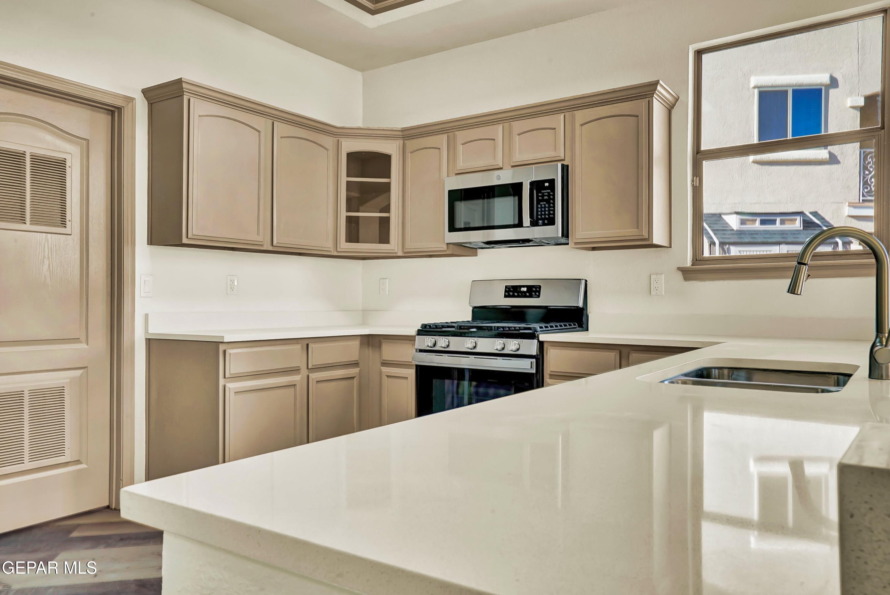 3517 TIERRA BAHIA Drive, El Paso