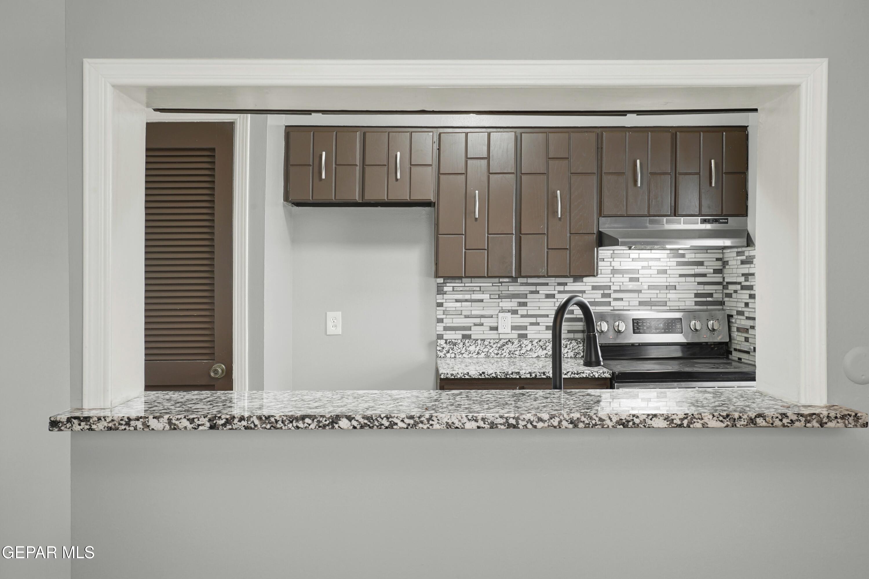 333 EUBANKS Court, 10