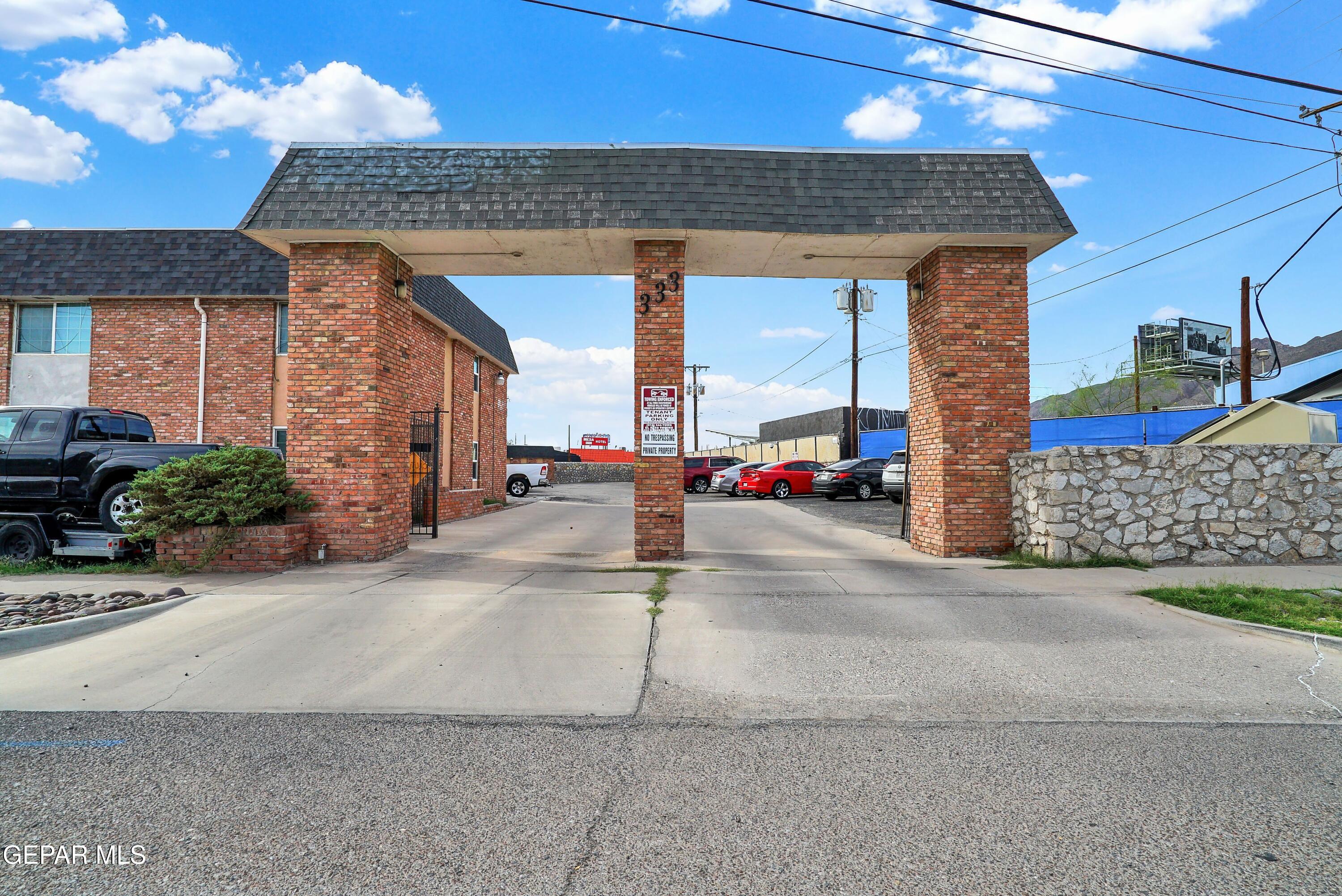 333 EUBANKS Court, 10