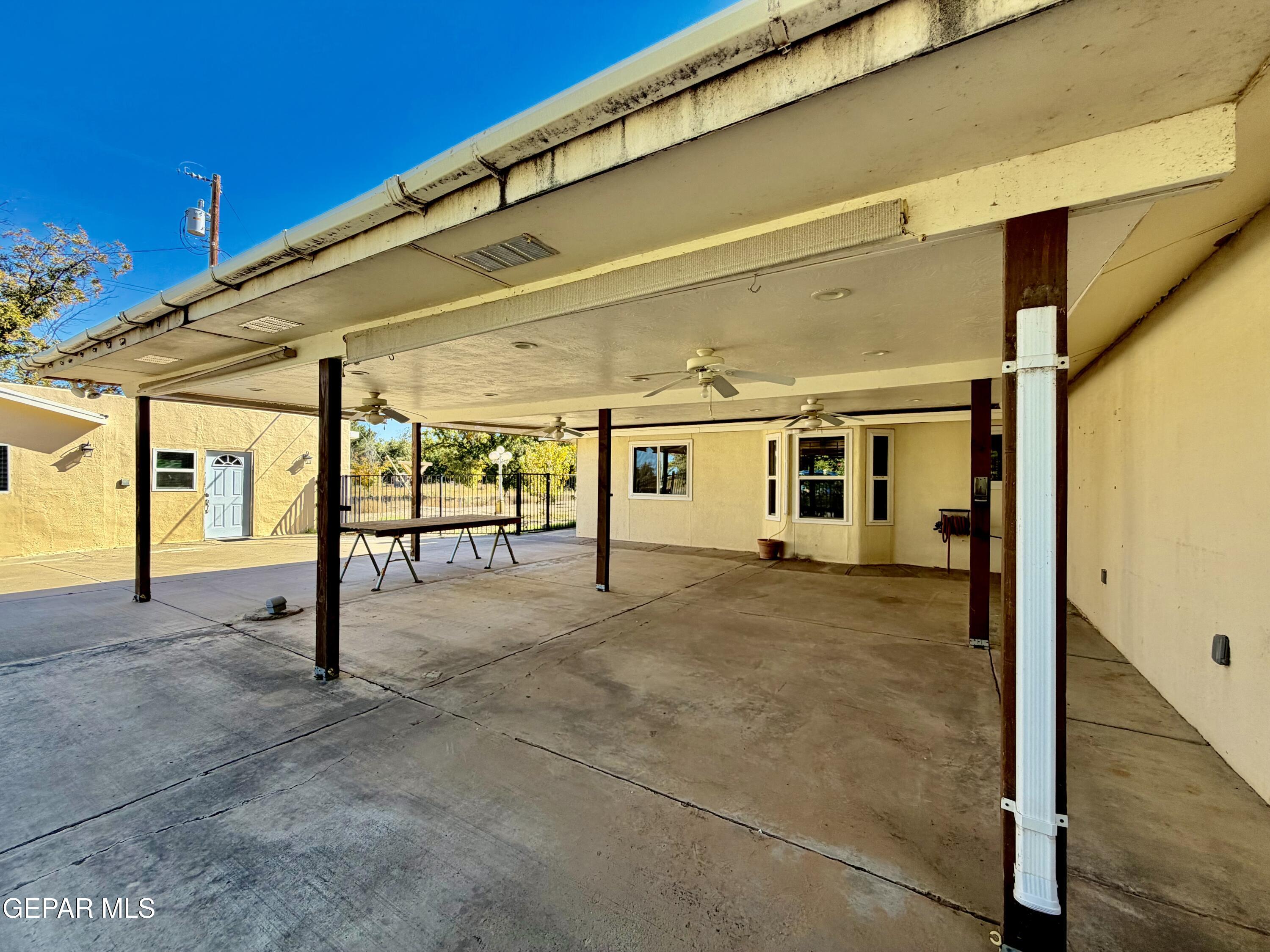 2452 W O'Hara Road