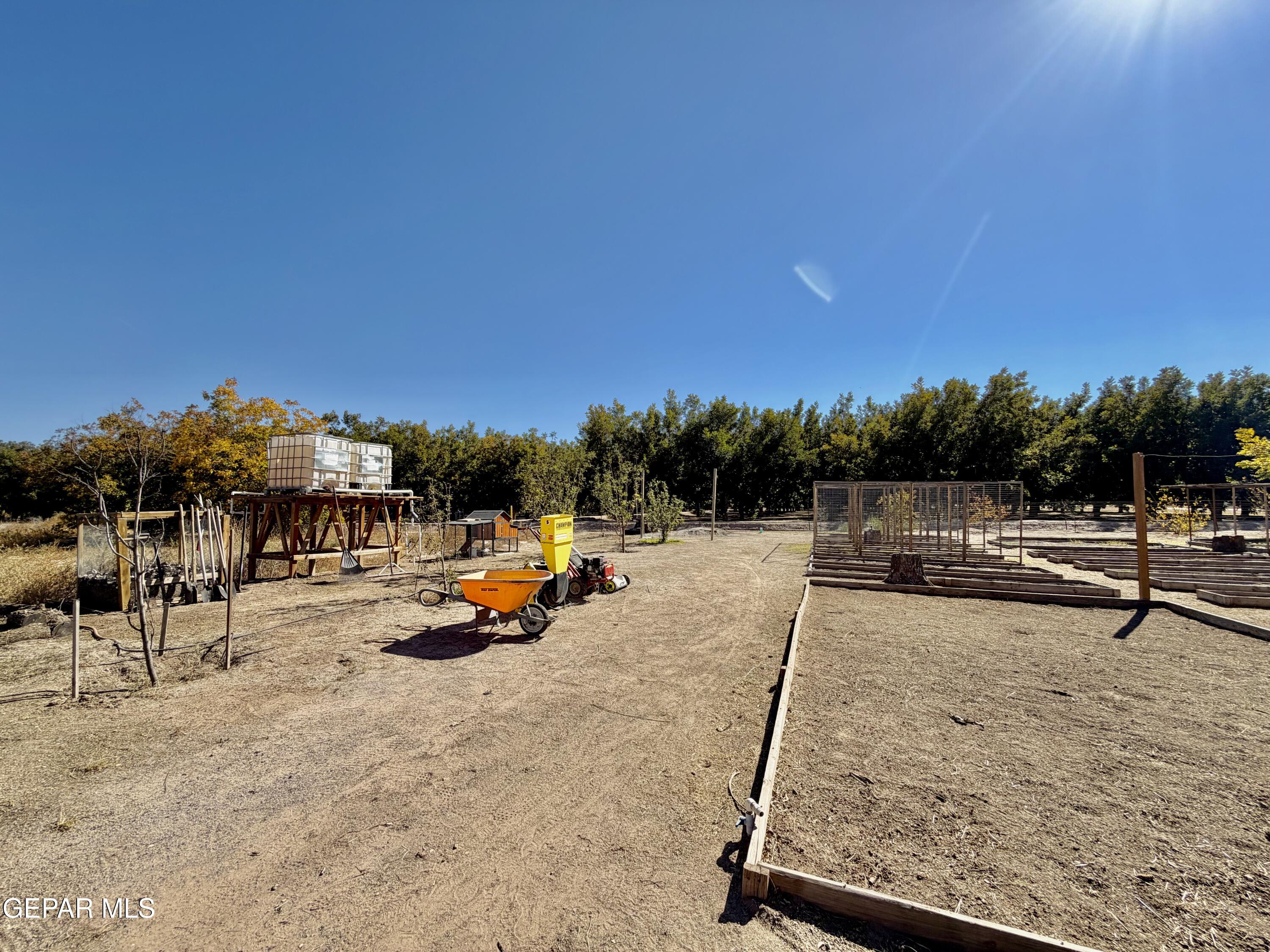 2452 W O'Hara Road