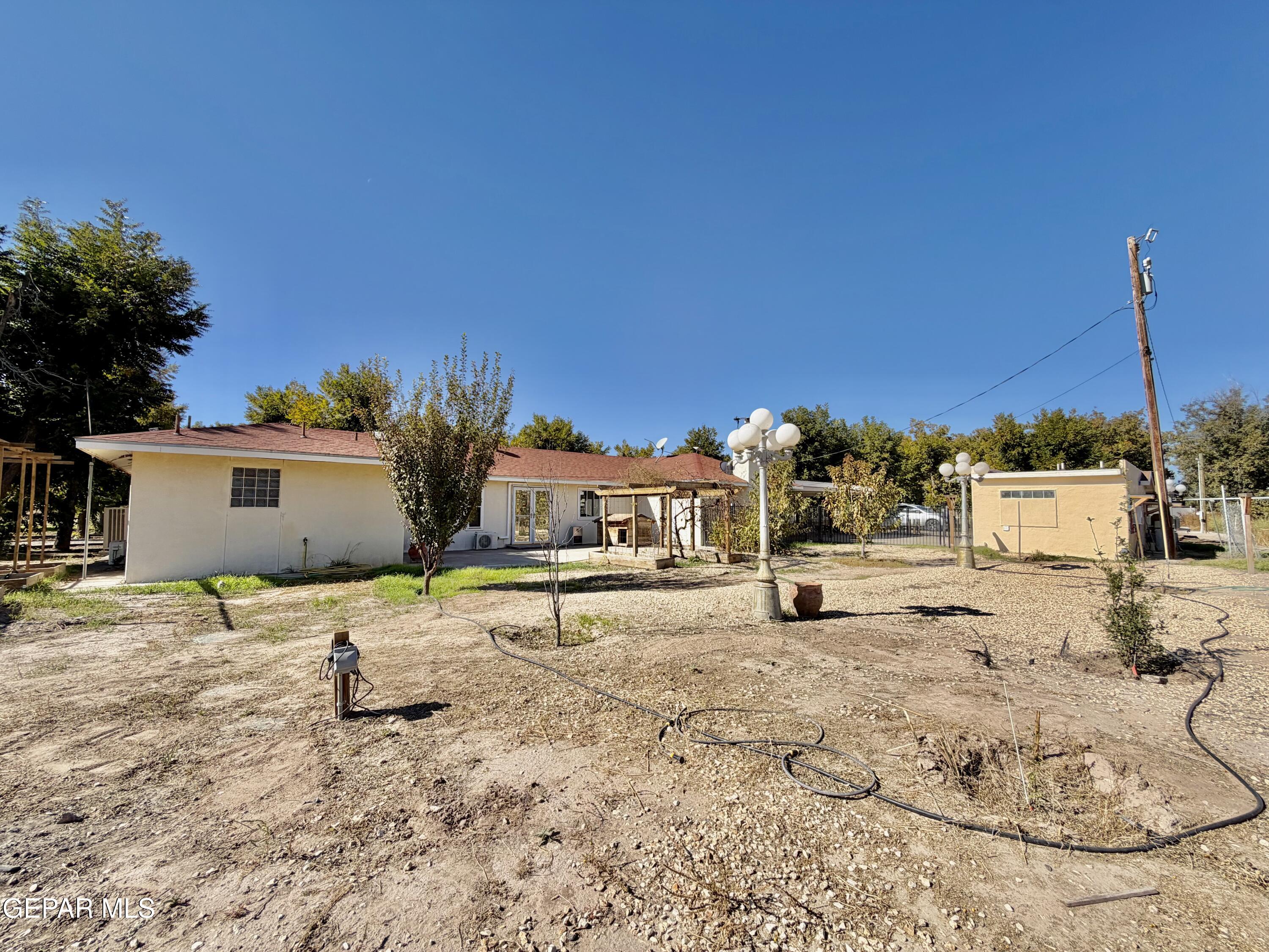 2452 W O'Hara Road