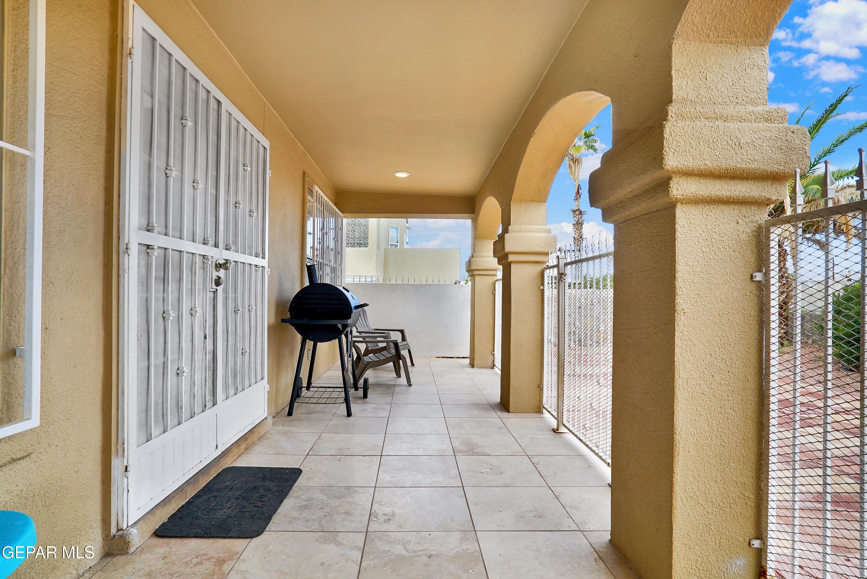 6629 ISLA DEL REY Drive