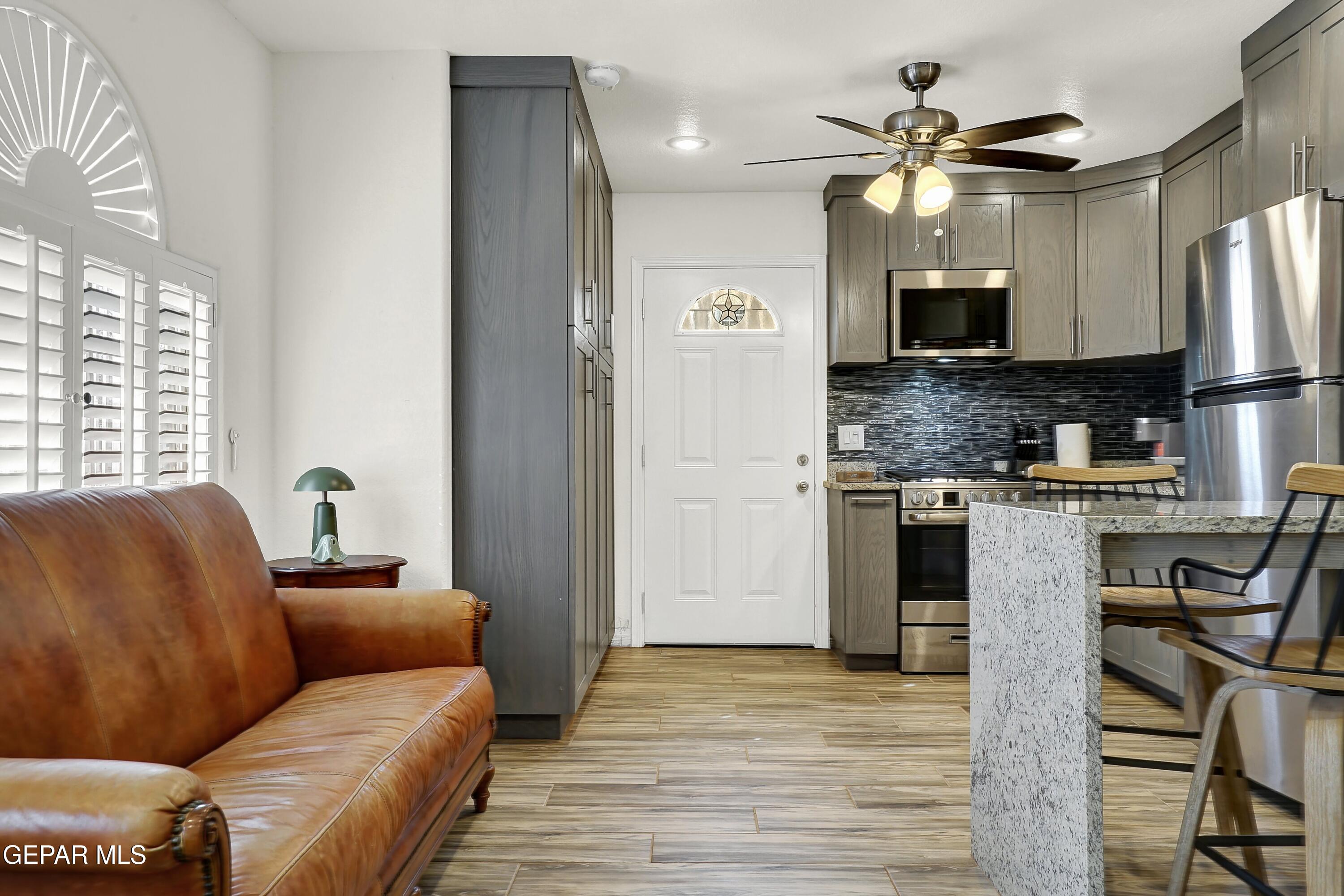 6629 ISLA DEL REY Drive