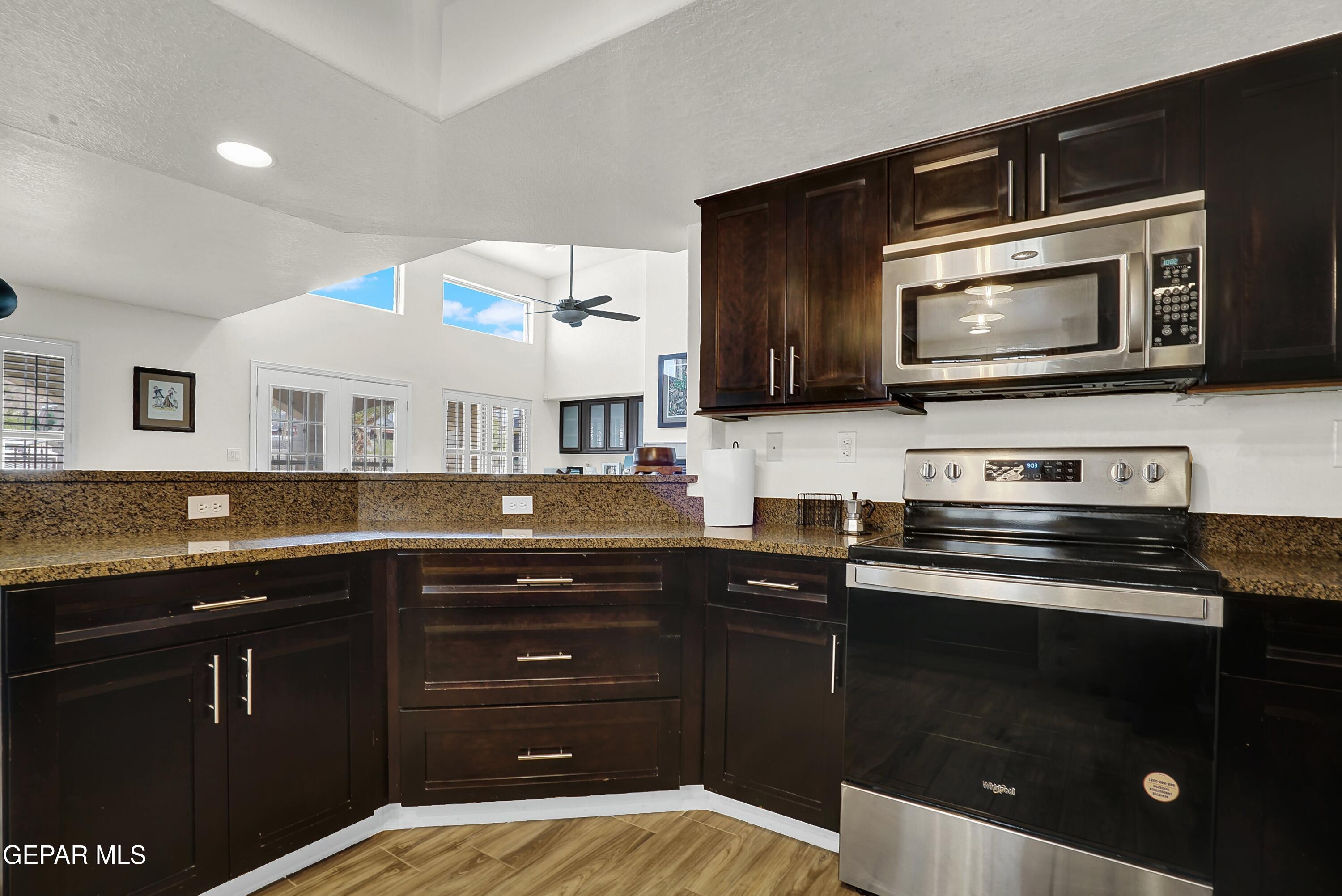 6629 ISLA DEL REY Drive