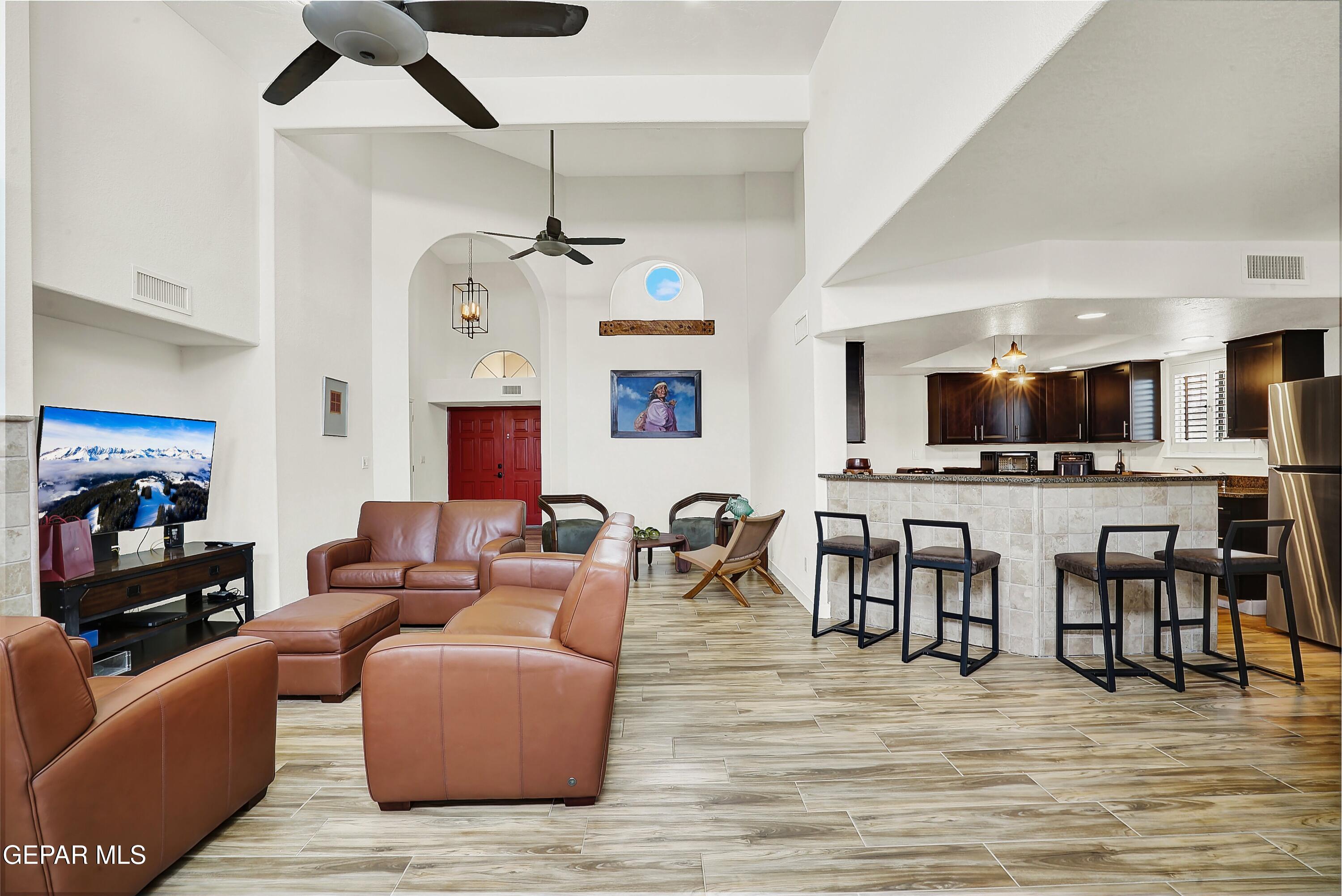 6629 ISLA DEL REY Drive