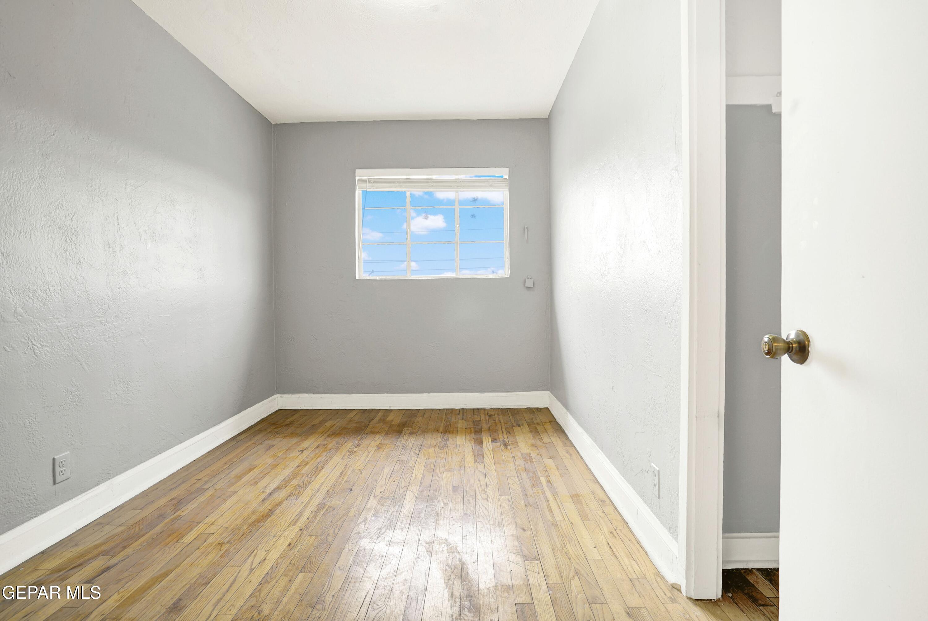 2109 & 2111 N STANTON Street A & B