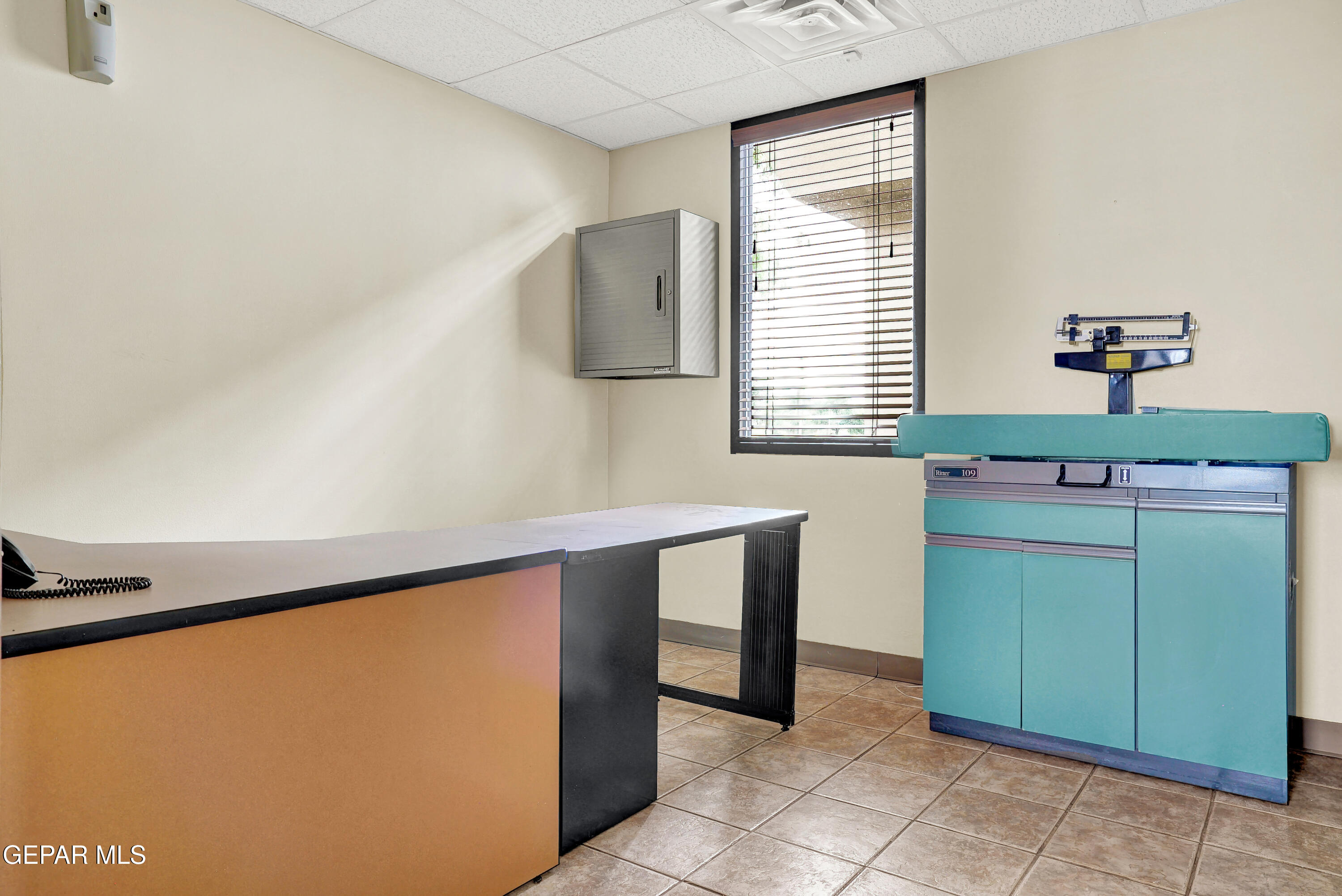 1400 El Paso Street Unit: B