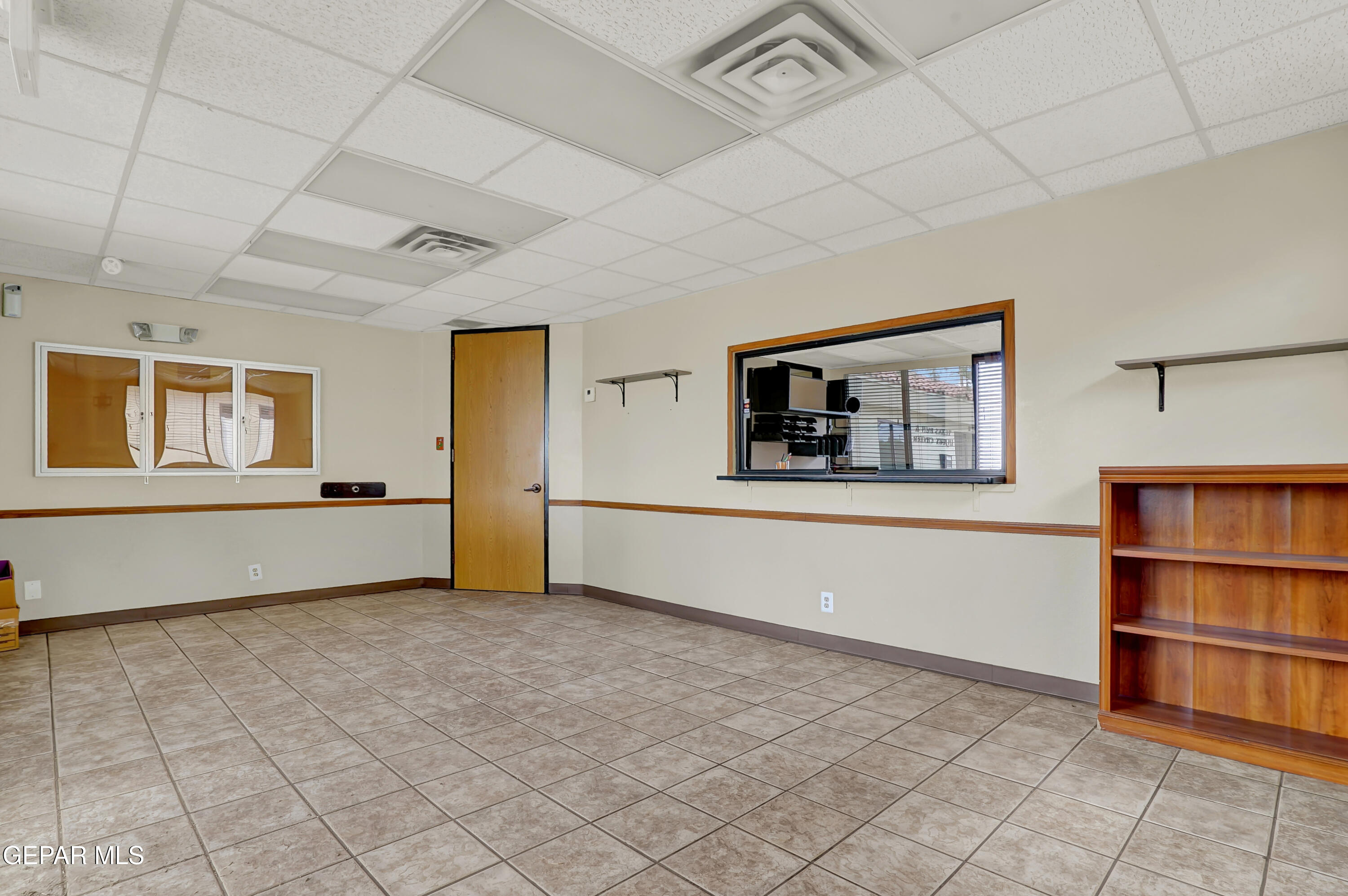 1400 El Paso Street Unit: B