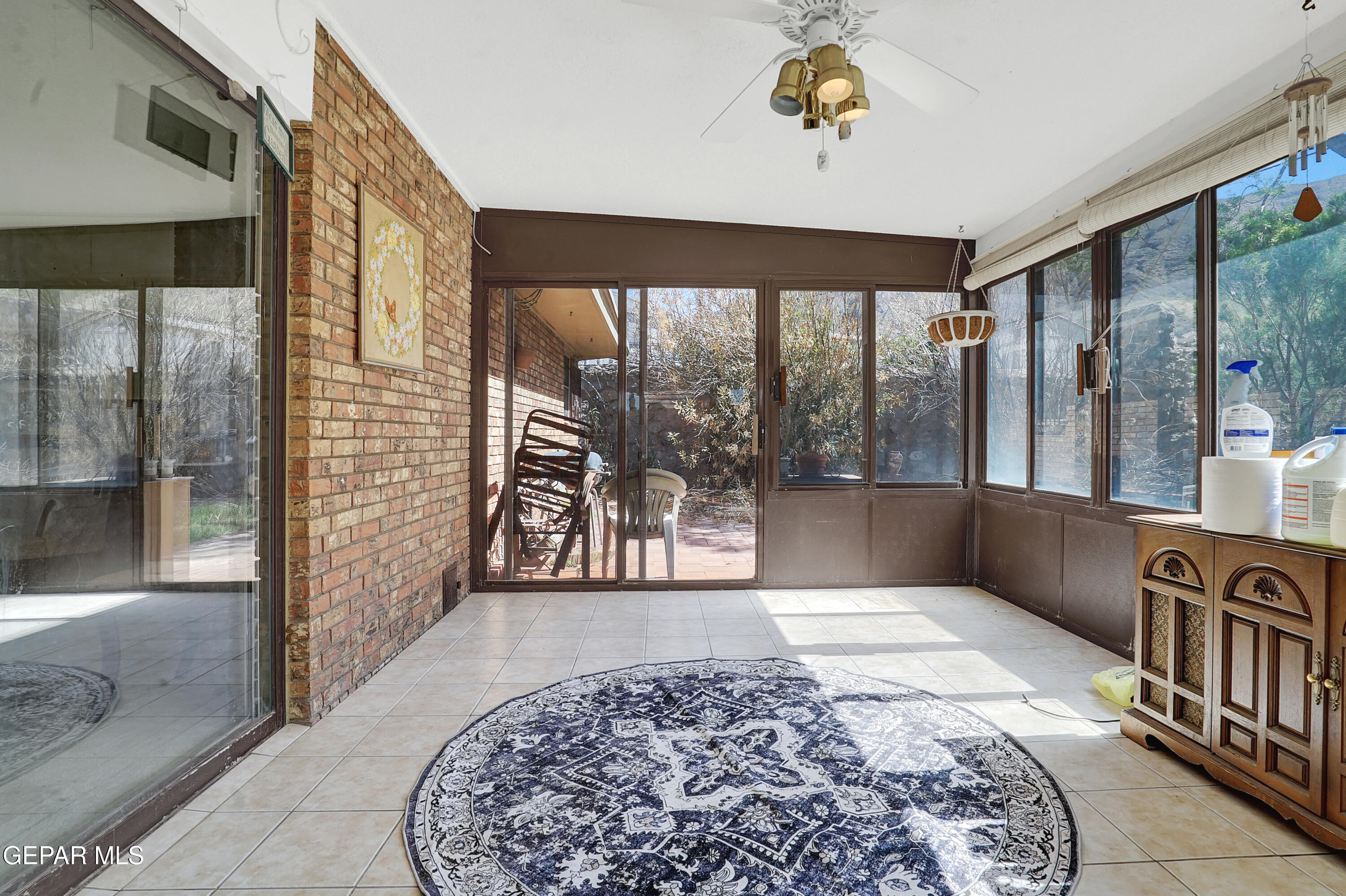 228 MOONGLOW Drive
