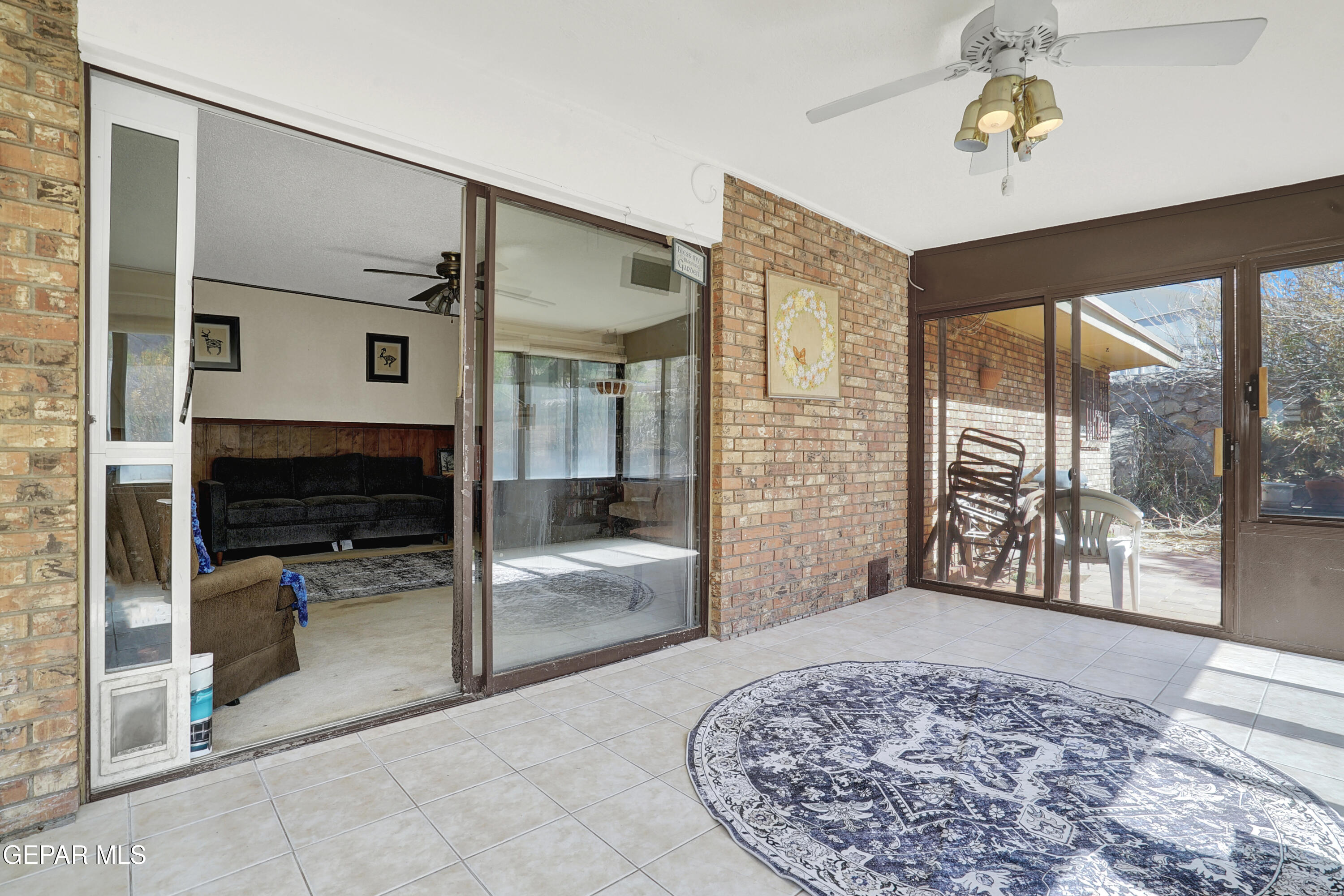 228 MOONGLOW Drive