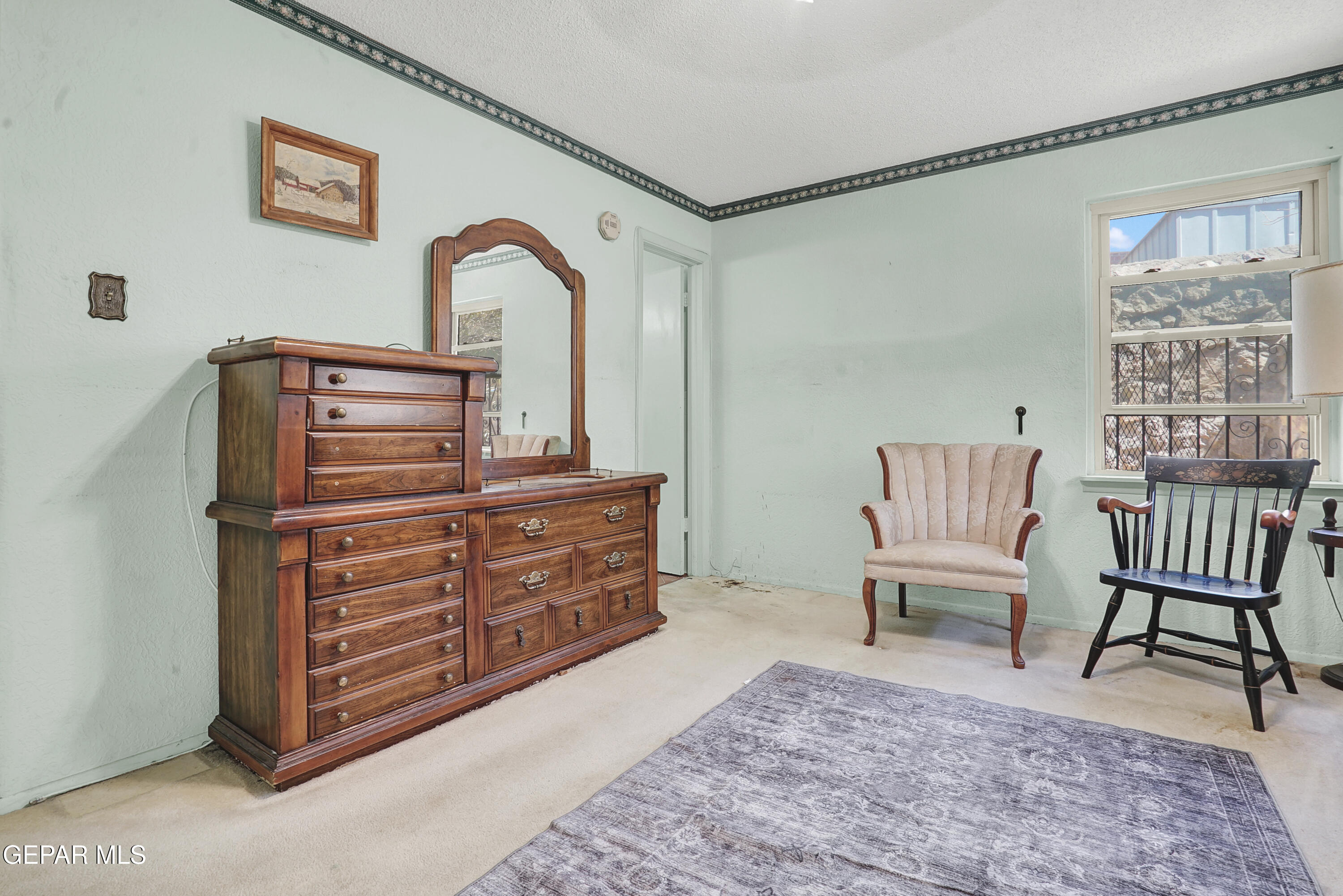 228 MOONGLOW Drive