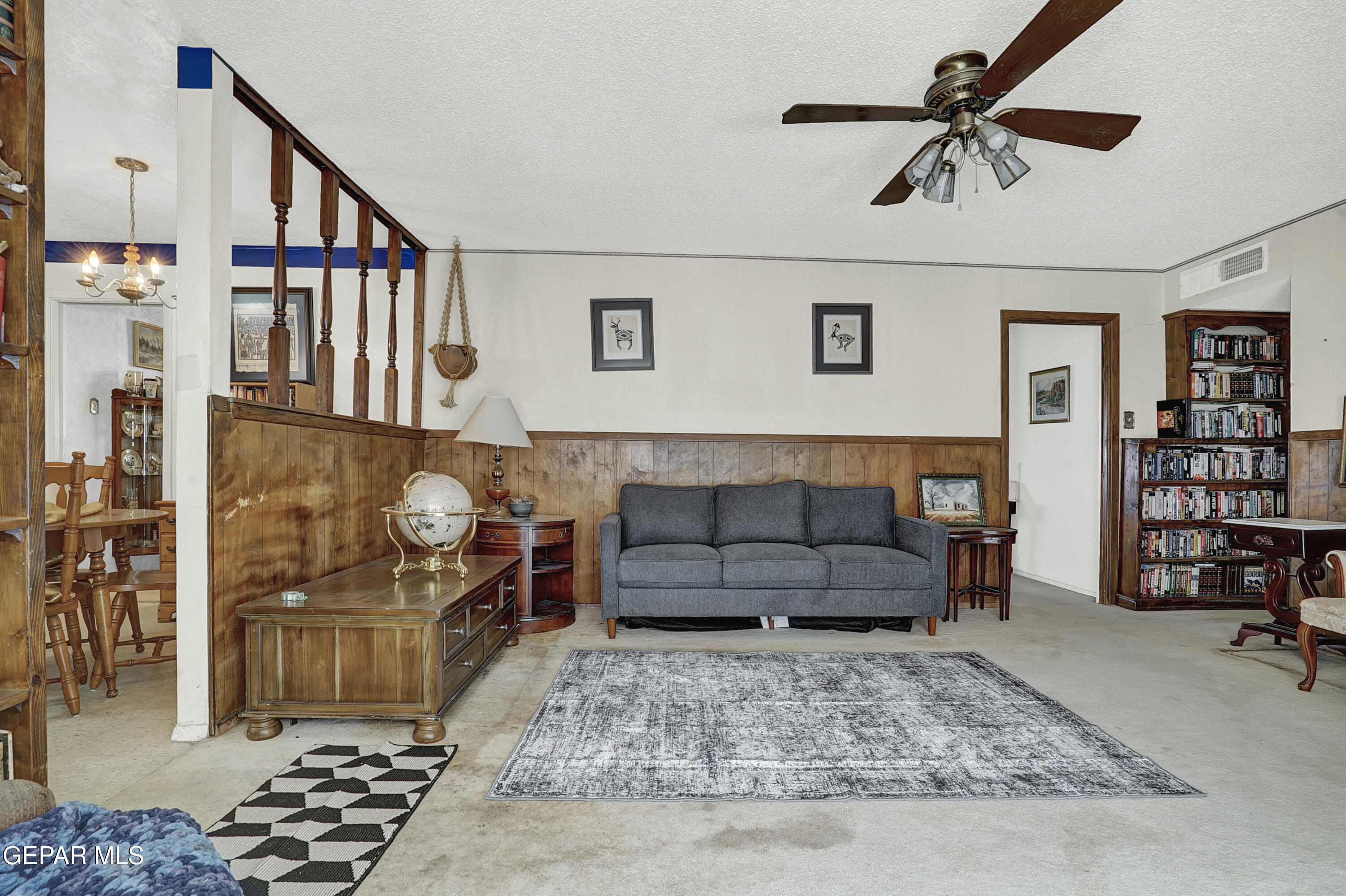 228 MOONGLOW Drive