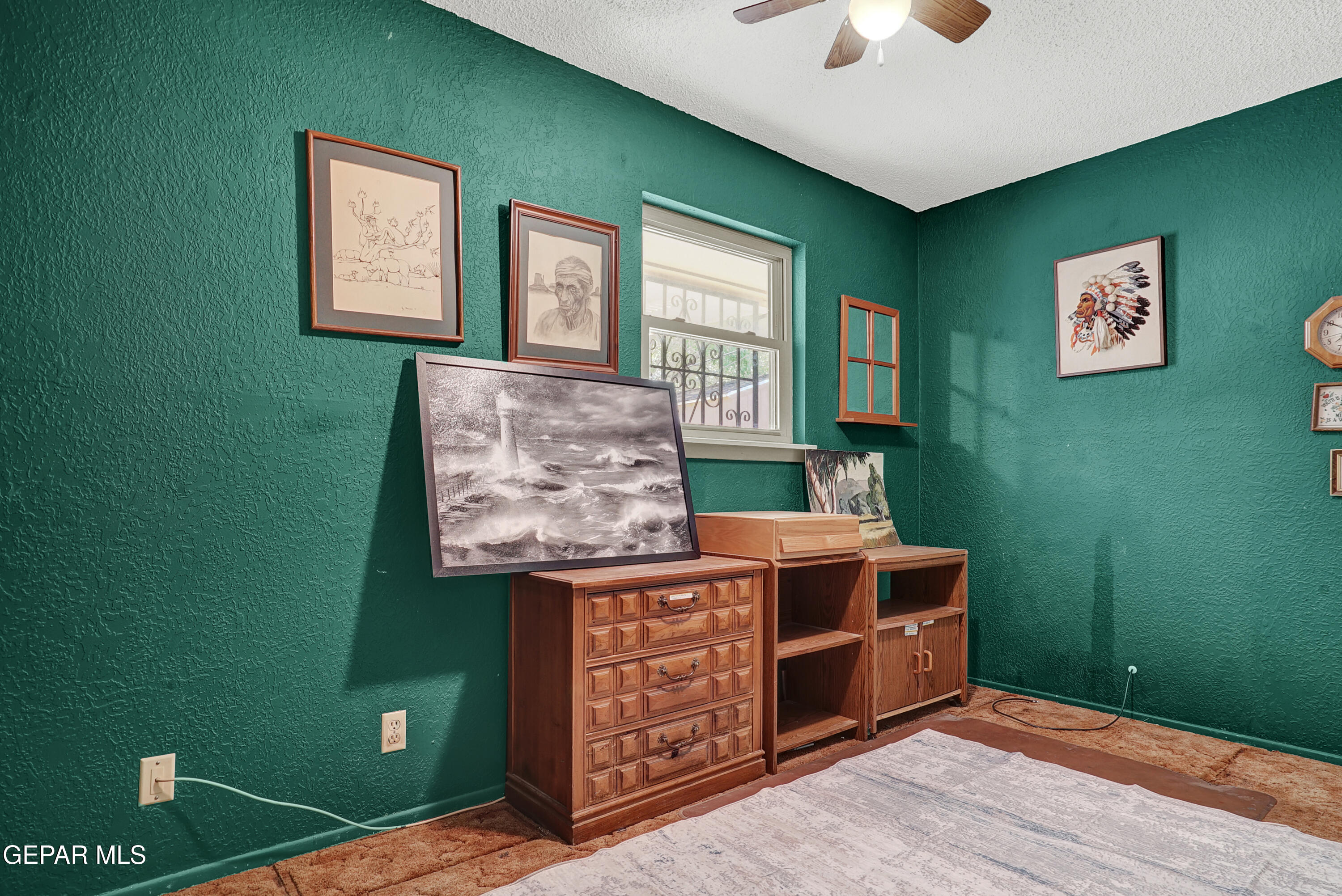 228 MOONGLOW Drive