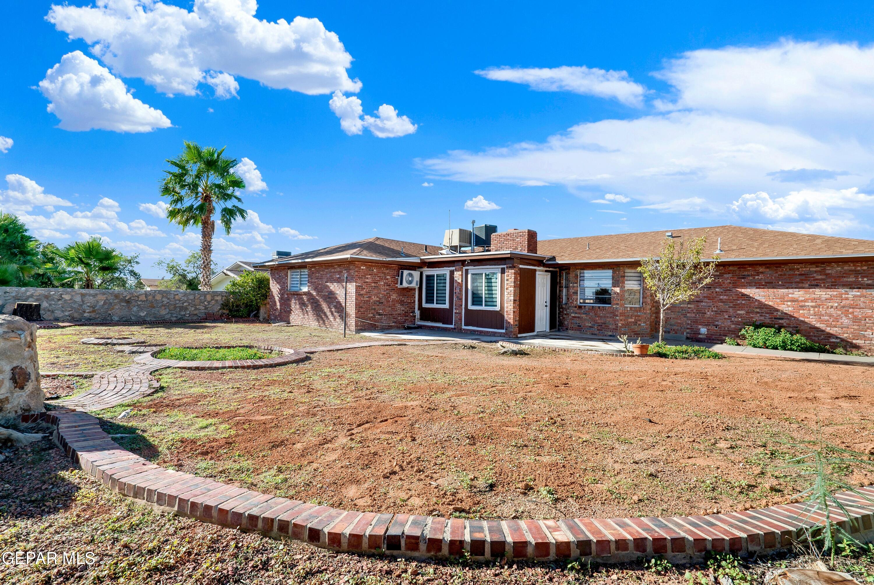 6704 SOUTHWIND Drive