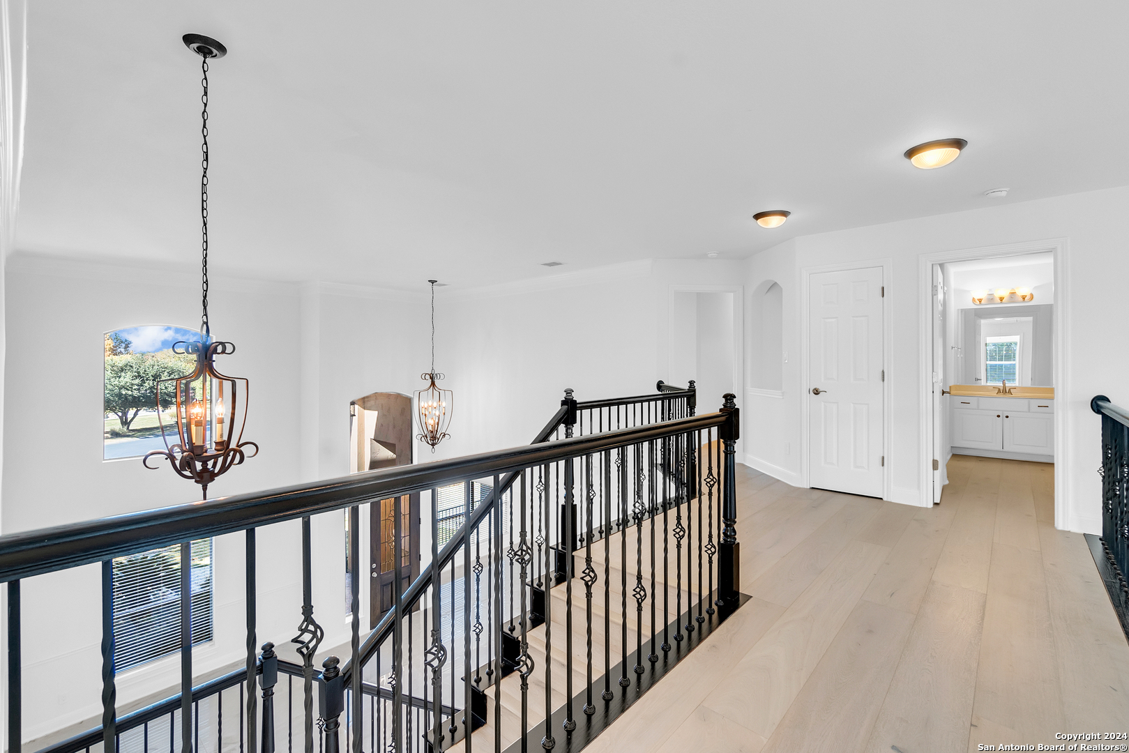 14 WATERS EDGE WAY