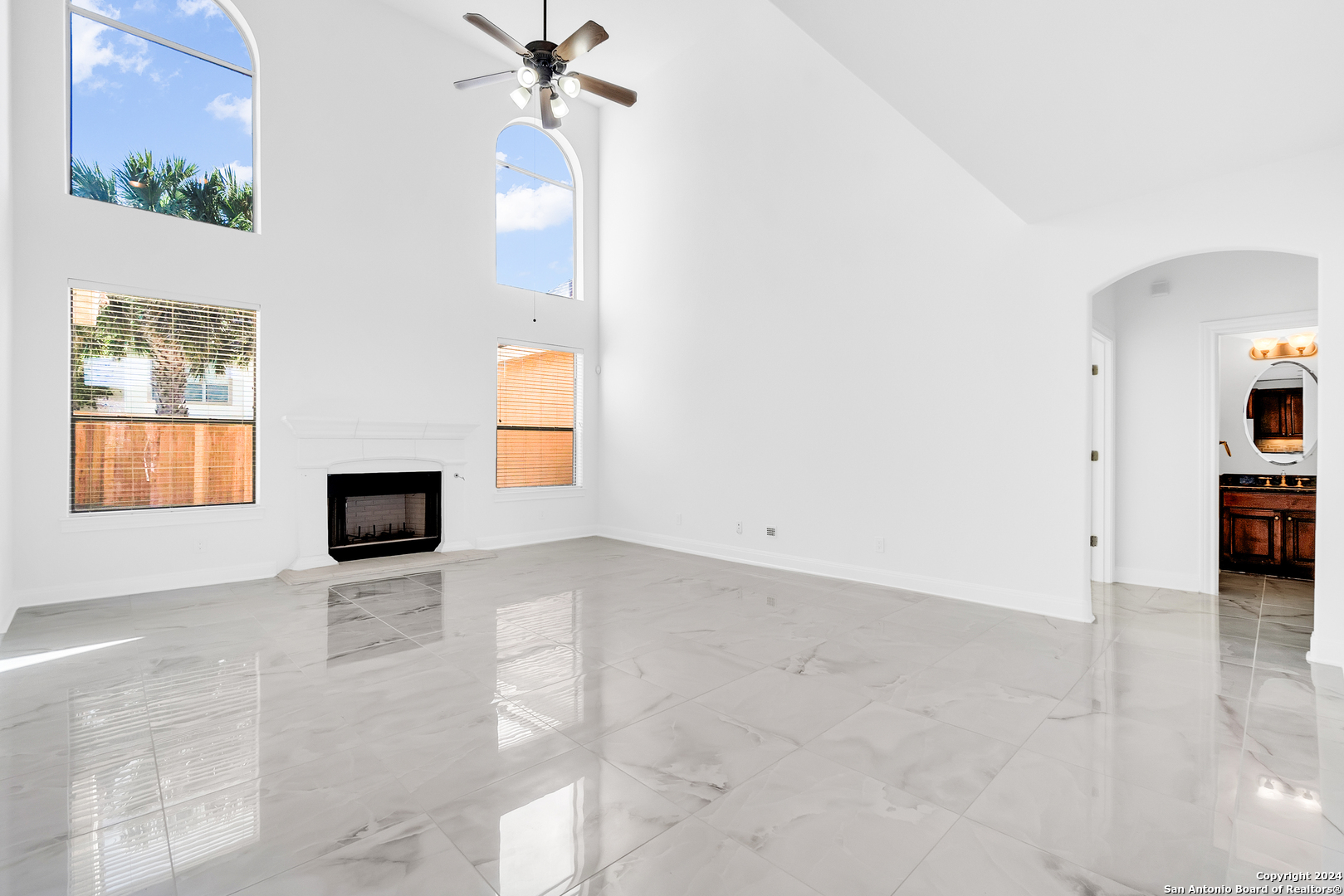 14 WATERS EDGE WAY