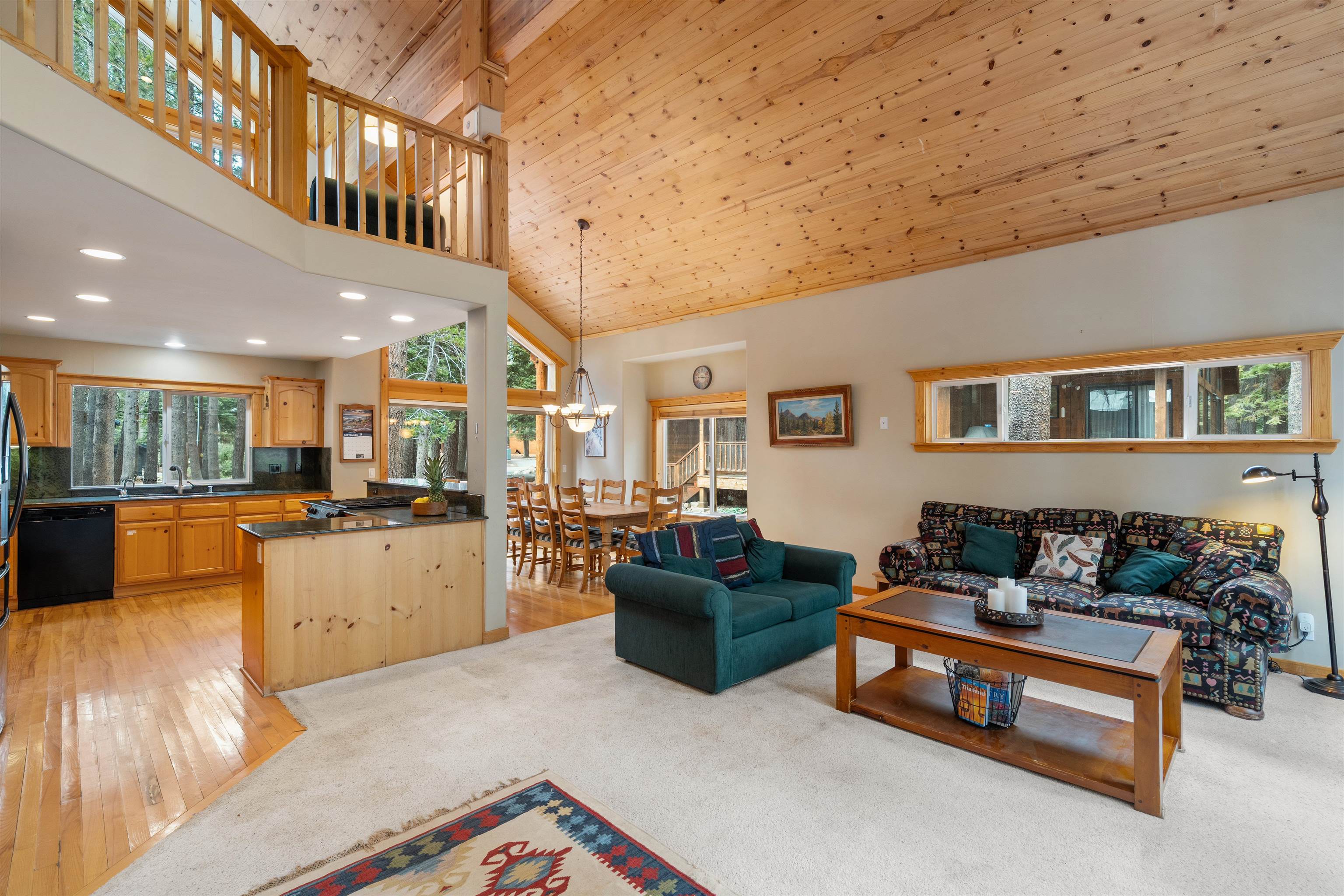 12851 Skiview Loop