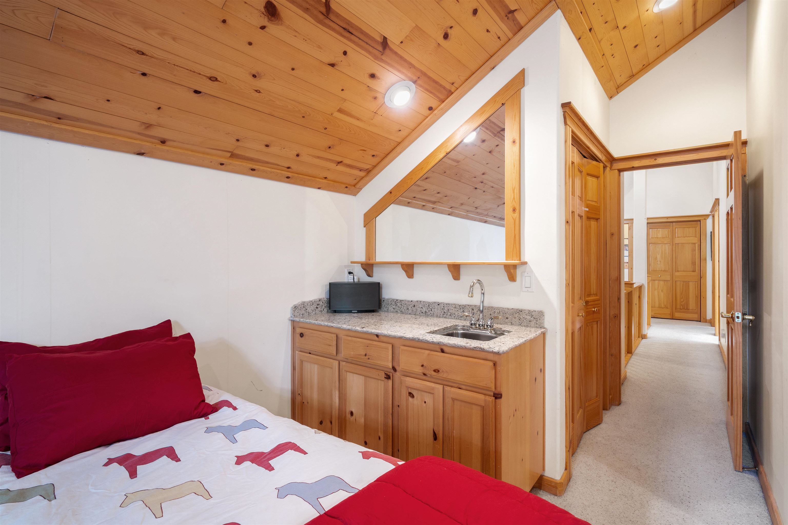 12851 Skiview Loop