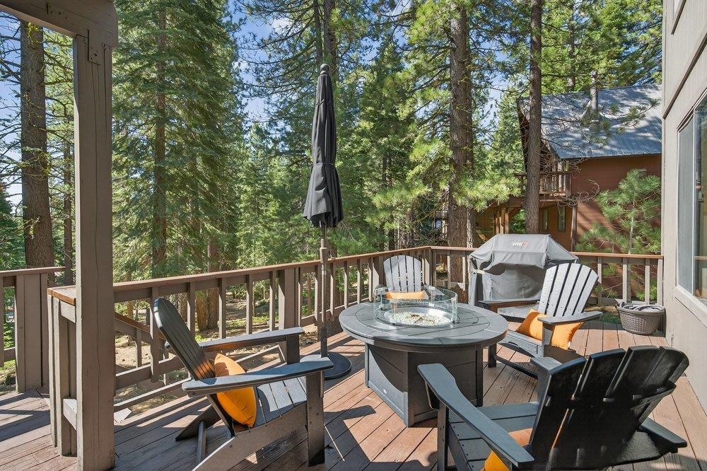 11805 Saint Bernard Drive