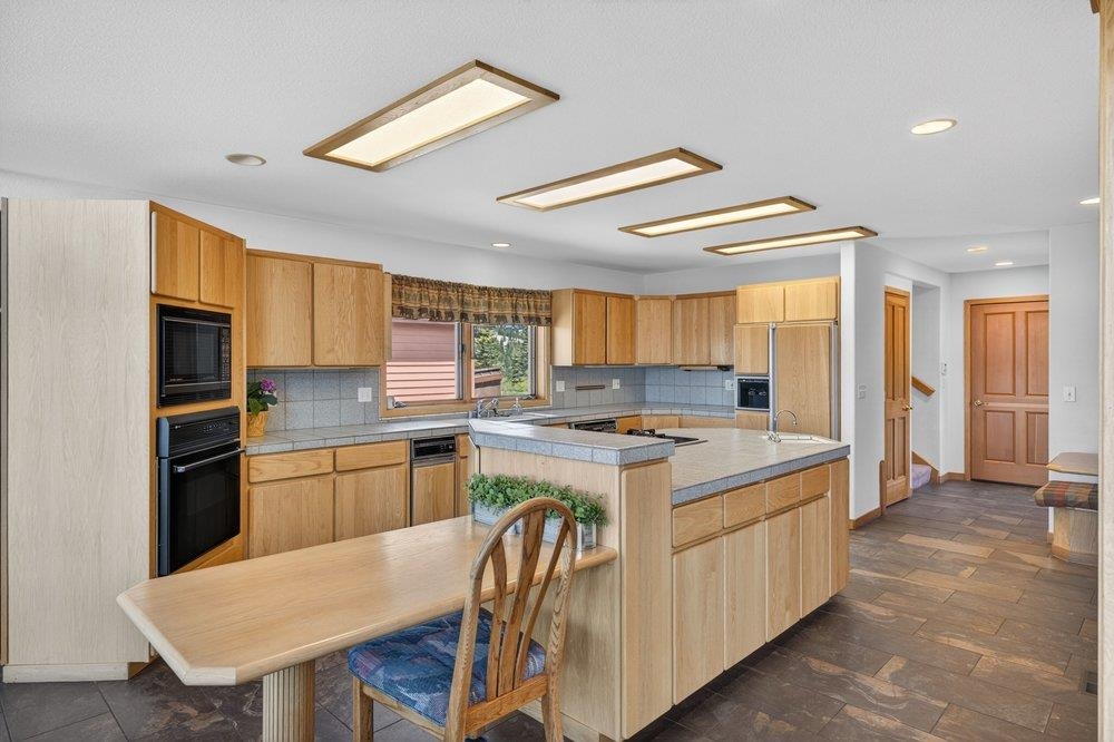 12276 Skislope Way