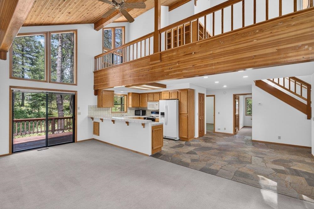 14356 Swiss Lane