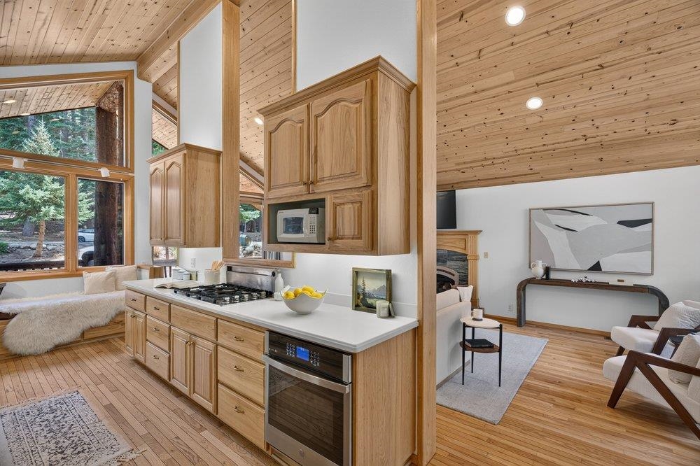10510 Whiskey Jack Court