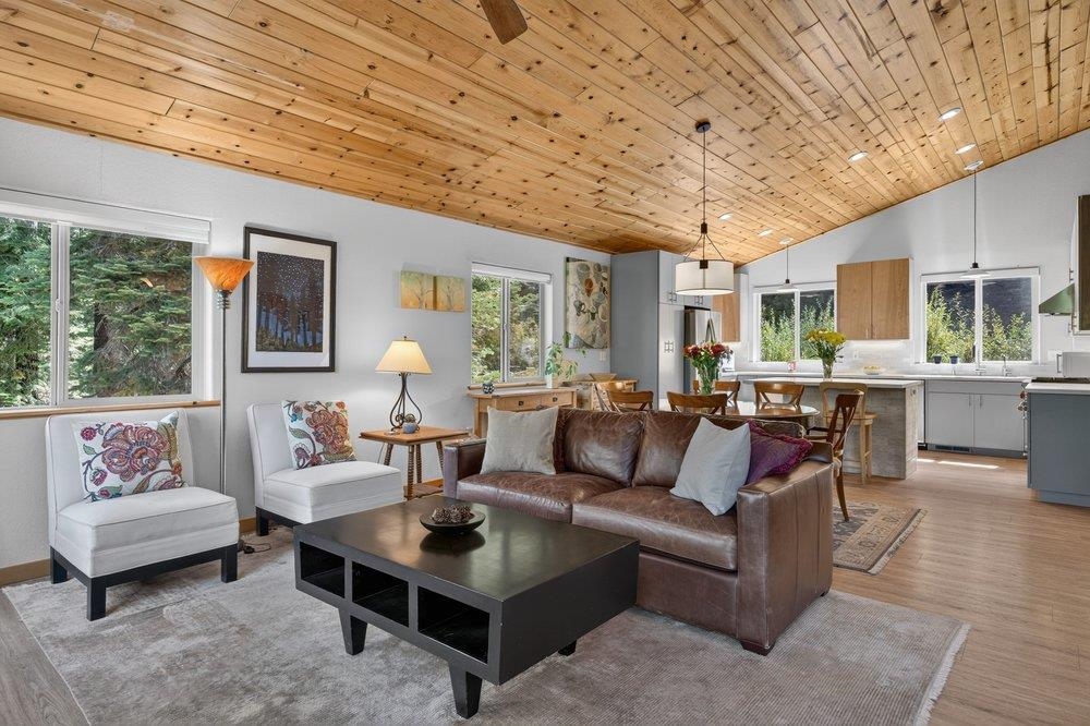 12292 Brookstone Drive