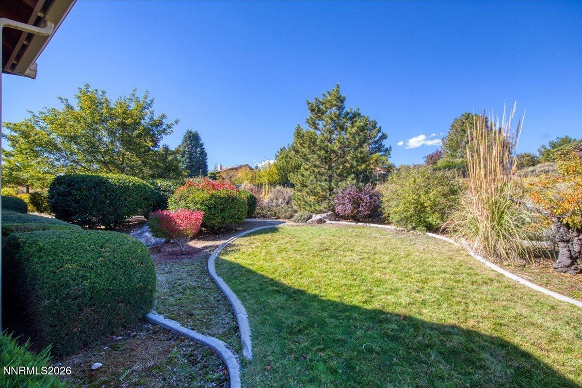 1585 Twin Oaks Road
