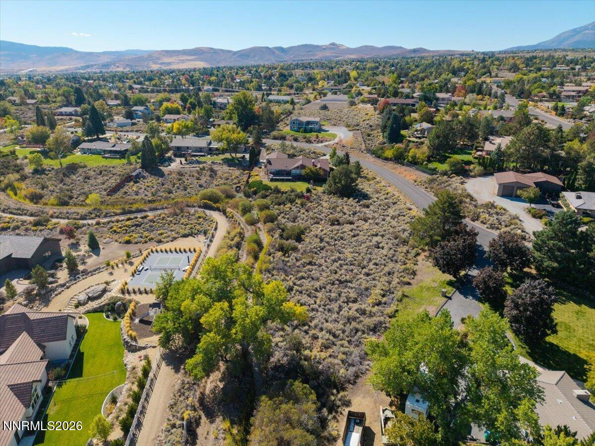1585 Twin Oaks Road