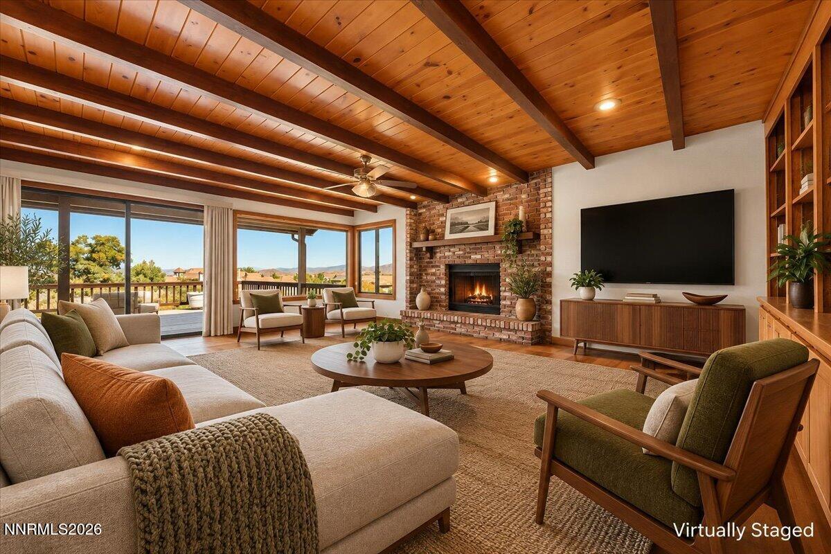 1585 Twin Oaks Road