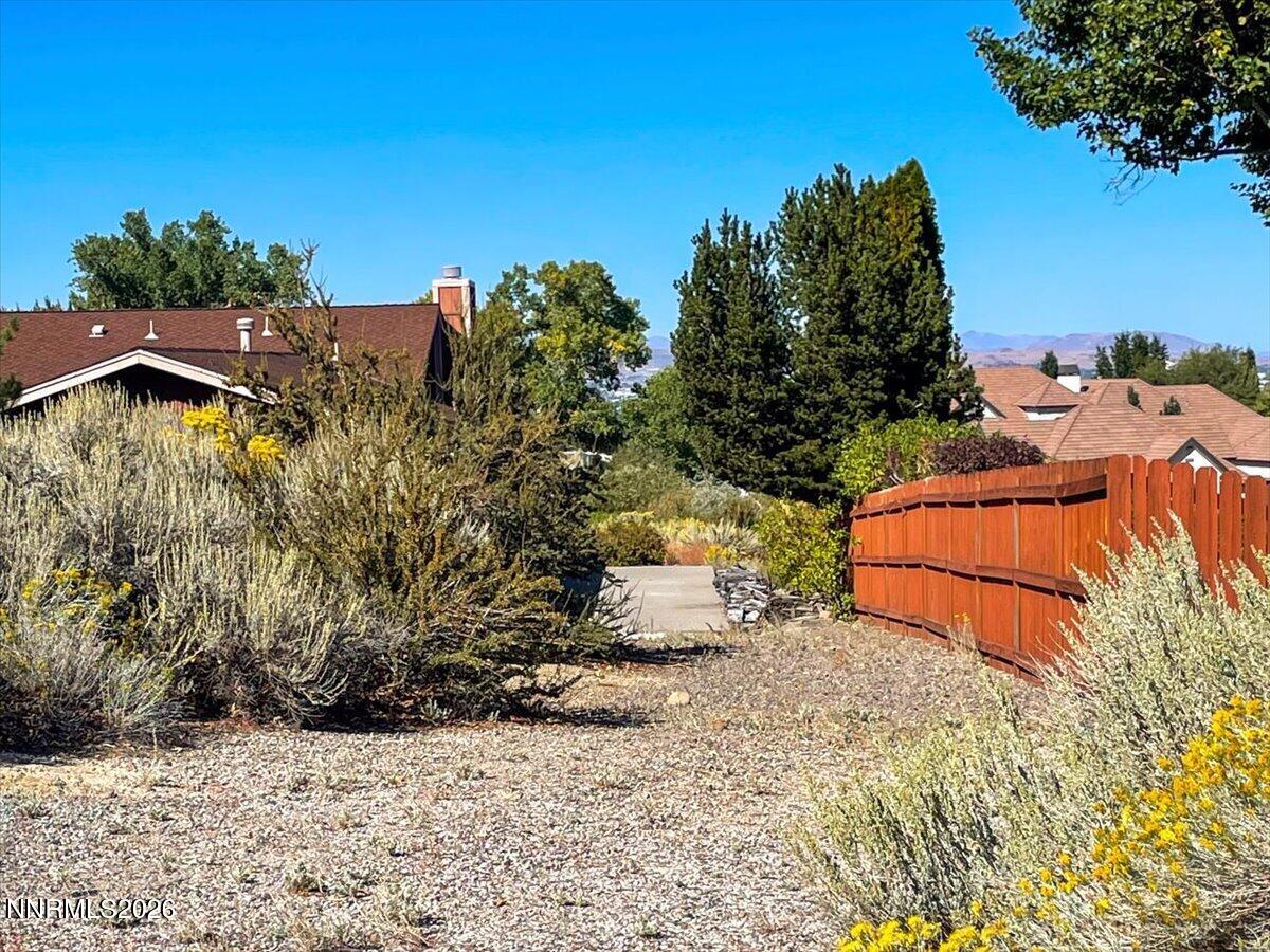 1585 Twin Oaks Road