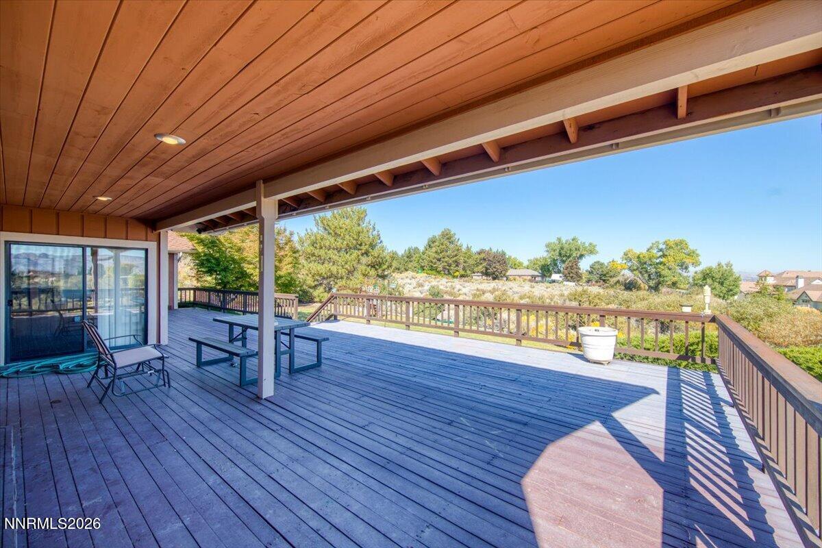 1585 Twin Oaks Road