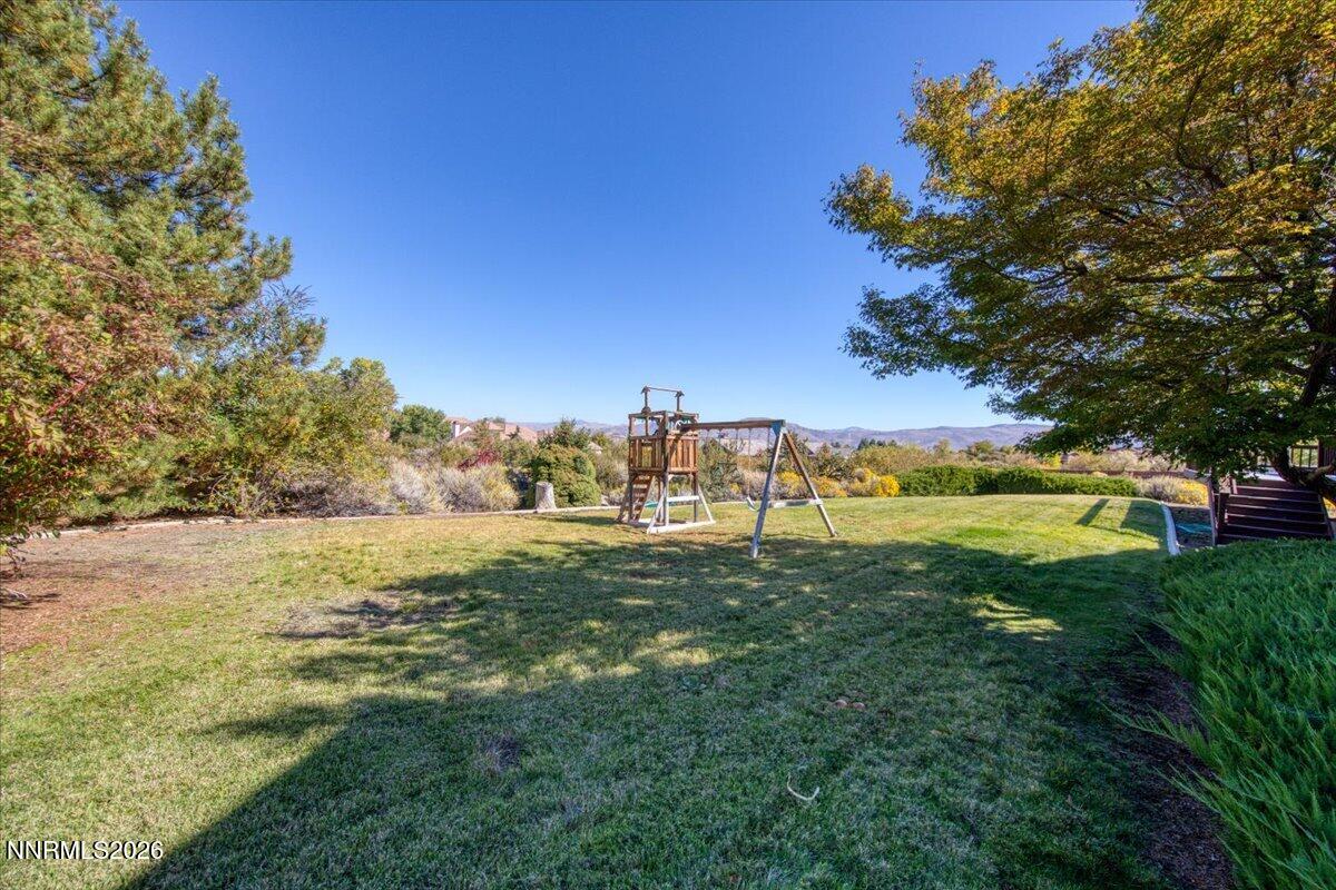 1585 Twin Oaks Road