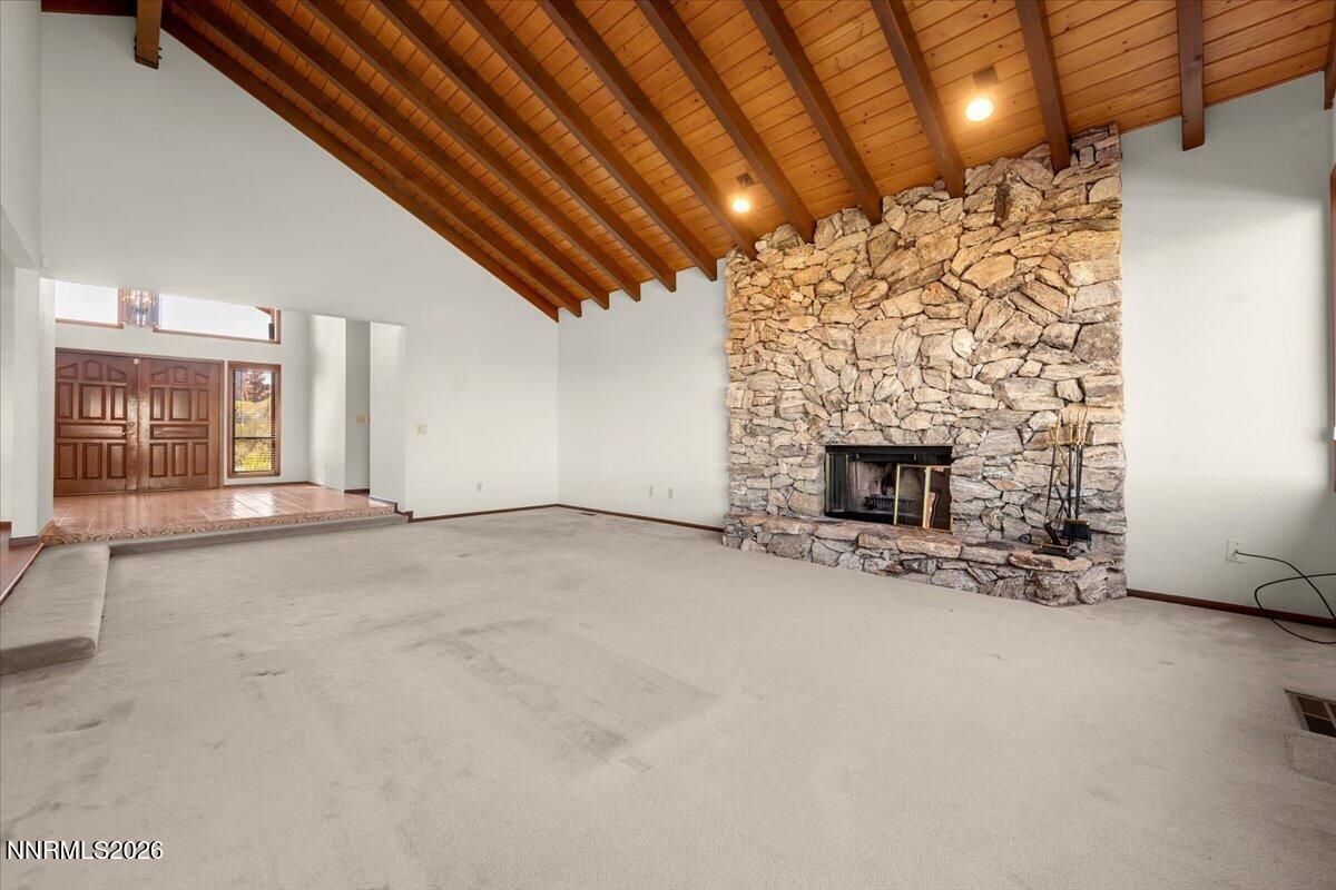 1585 Twin Oaks Road