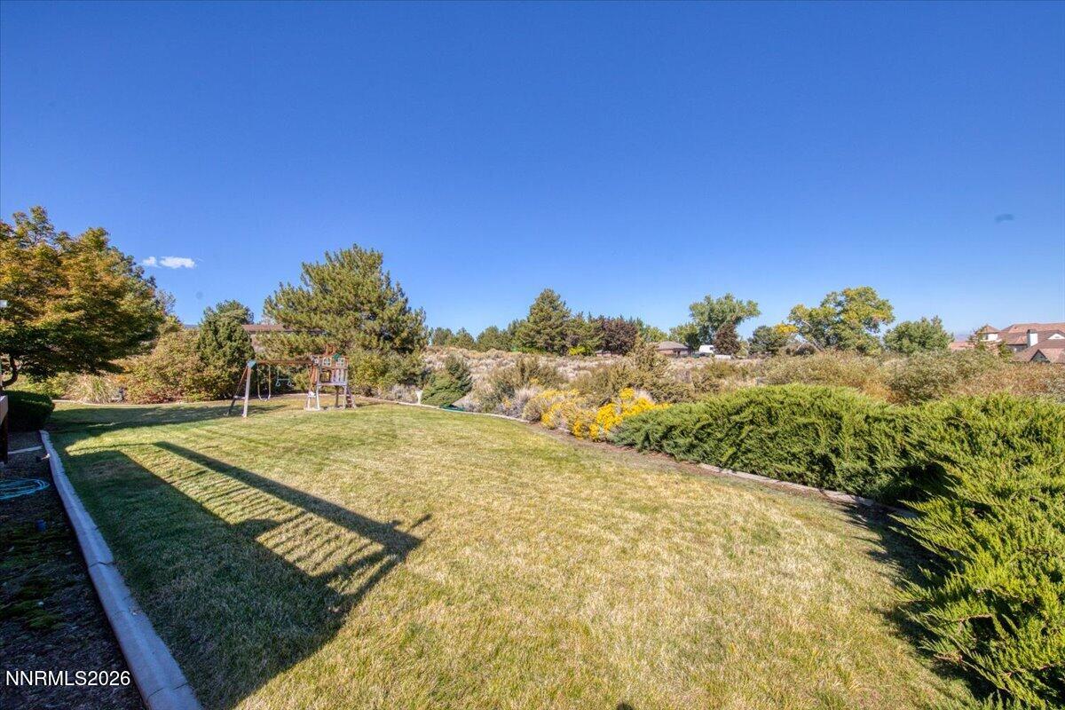 1585 Twin Oaks Road