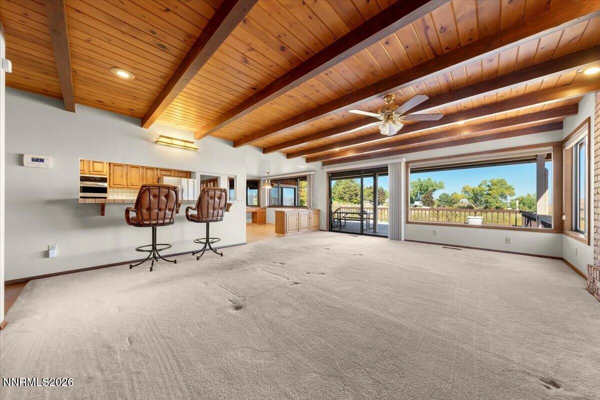 1585 Twin Oaks Road