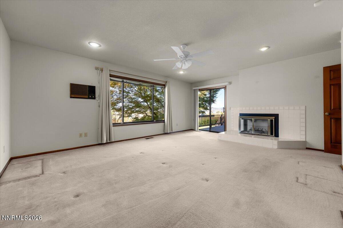 1585 Twin Oaks Road