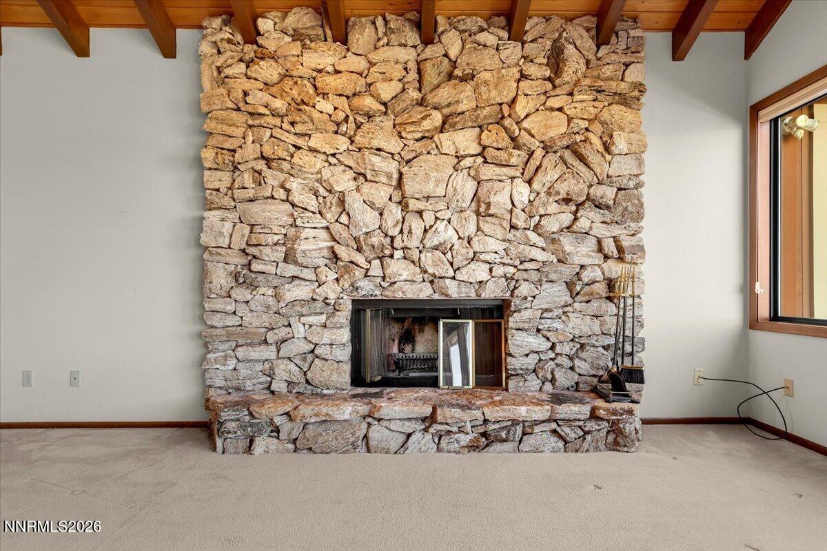 1585 Twin Oaks Road