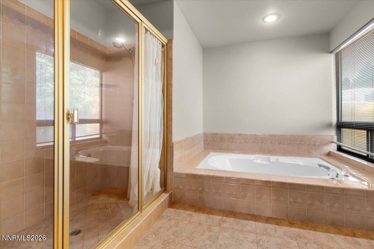 1585 Twin Oaks Road
